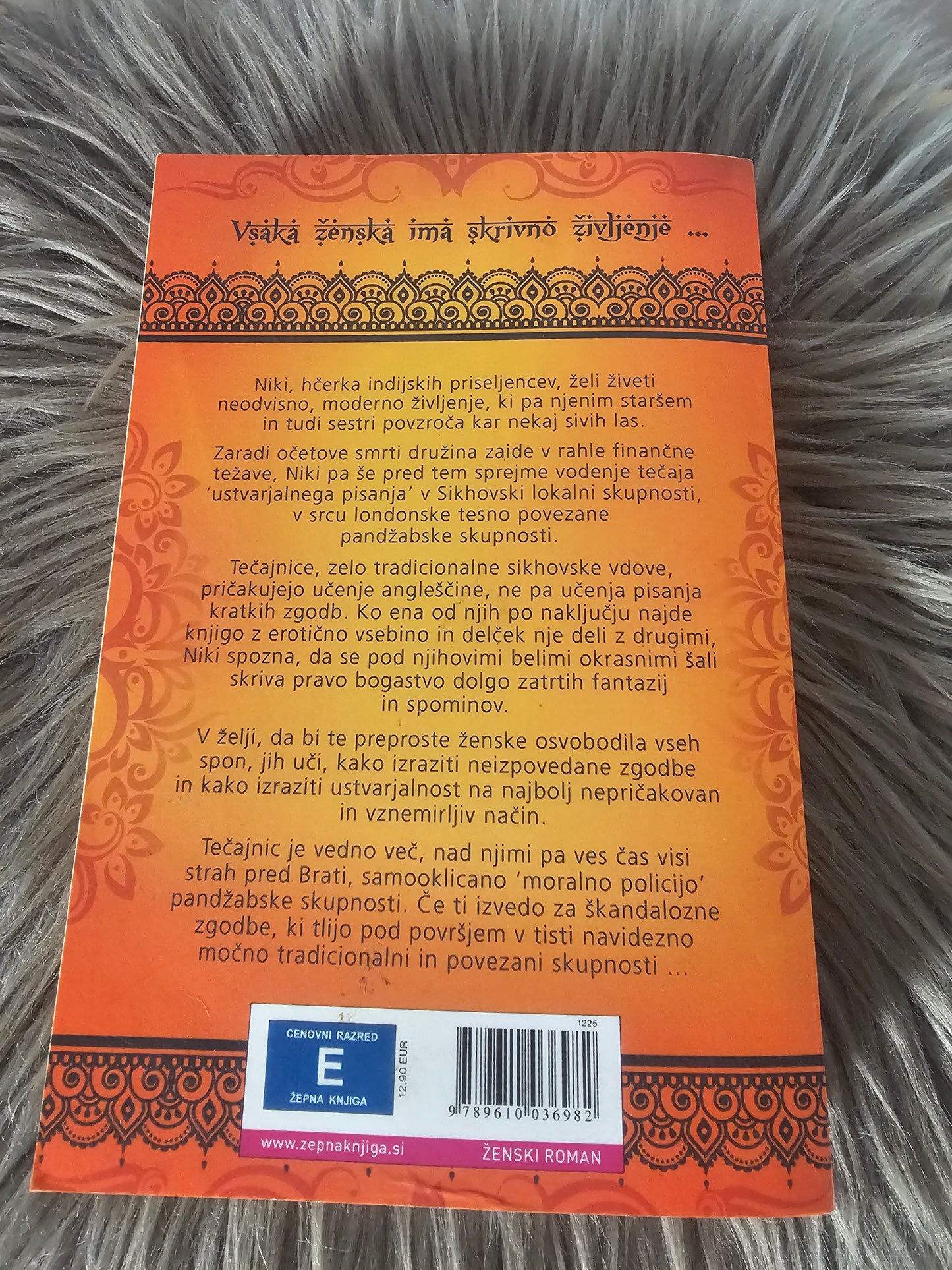 Erotične zgodbe pandžabskih vdov Balli Kaur Jaswal