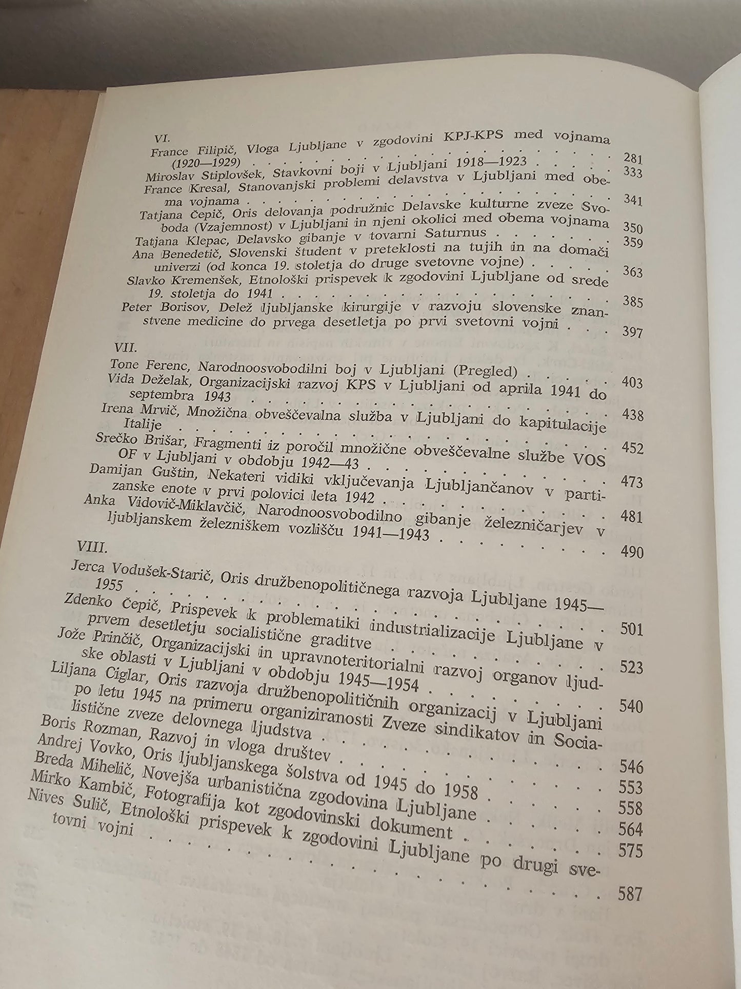 Zgodovina Ljubljane, prispevki za monografijo več avtorjev