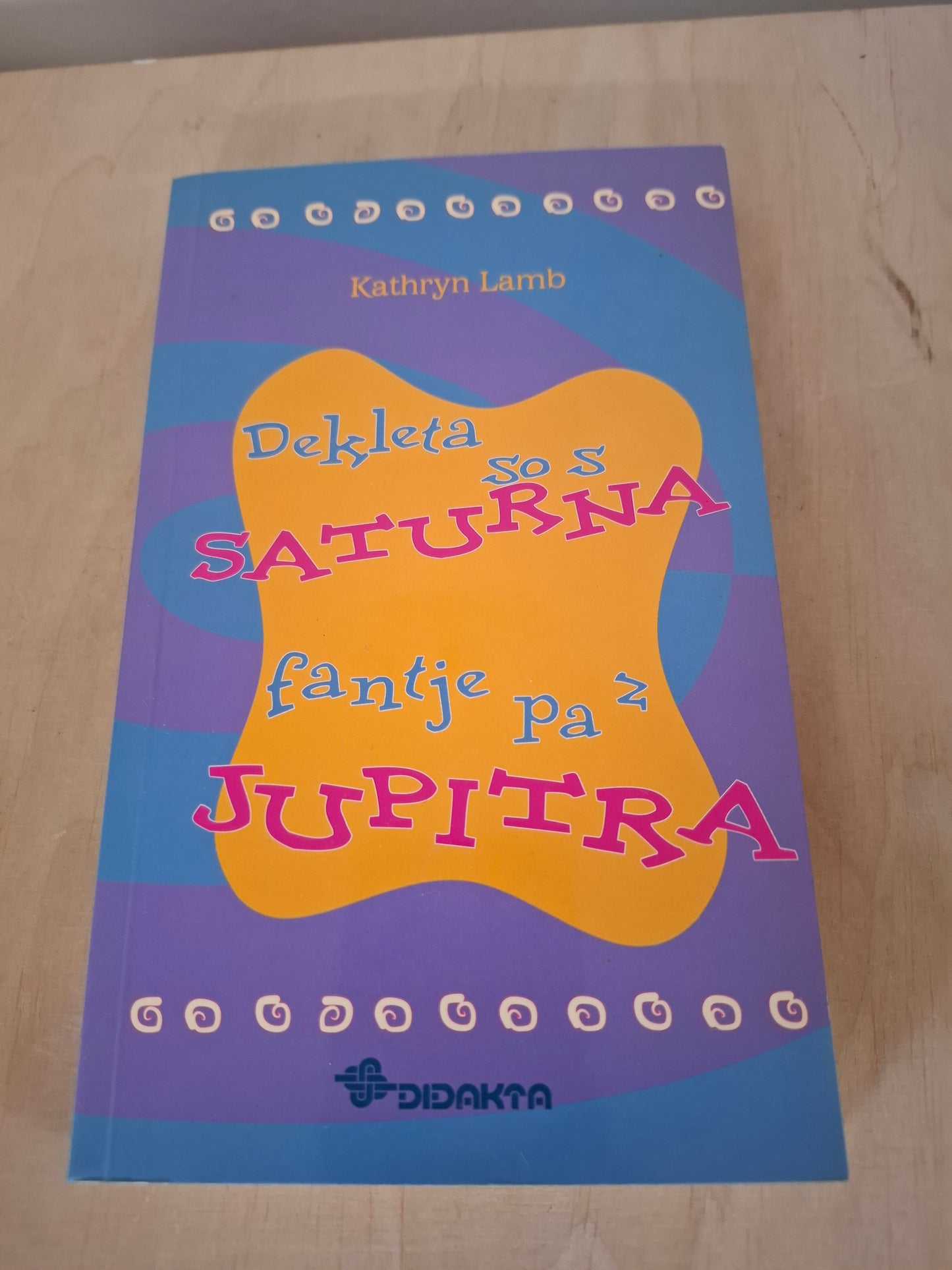 Dekleta so s Saturna, Fantje pa z Jupitra, Kathryn Lamb