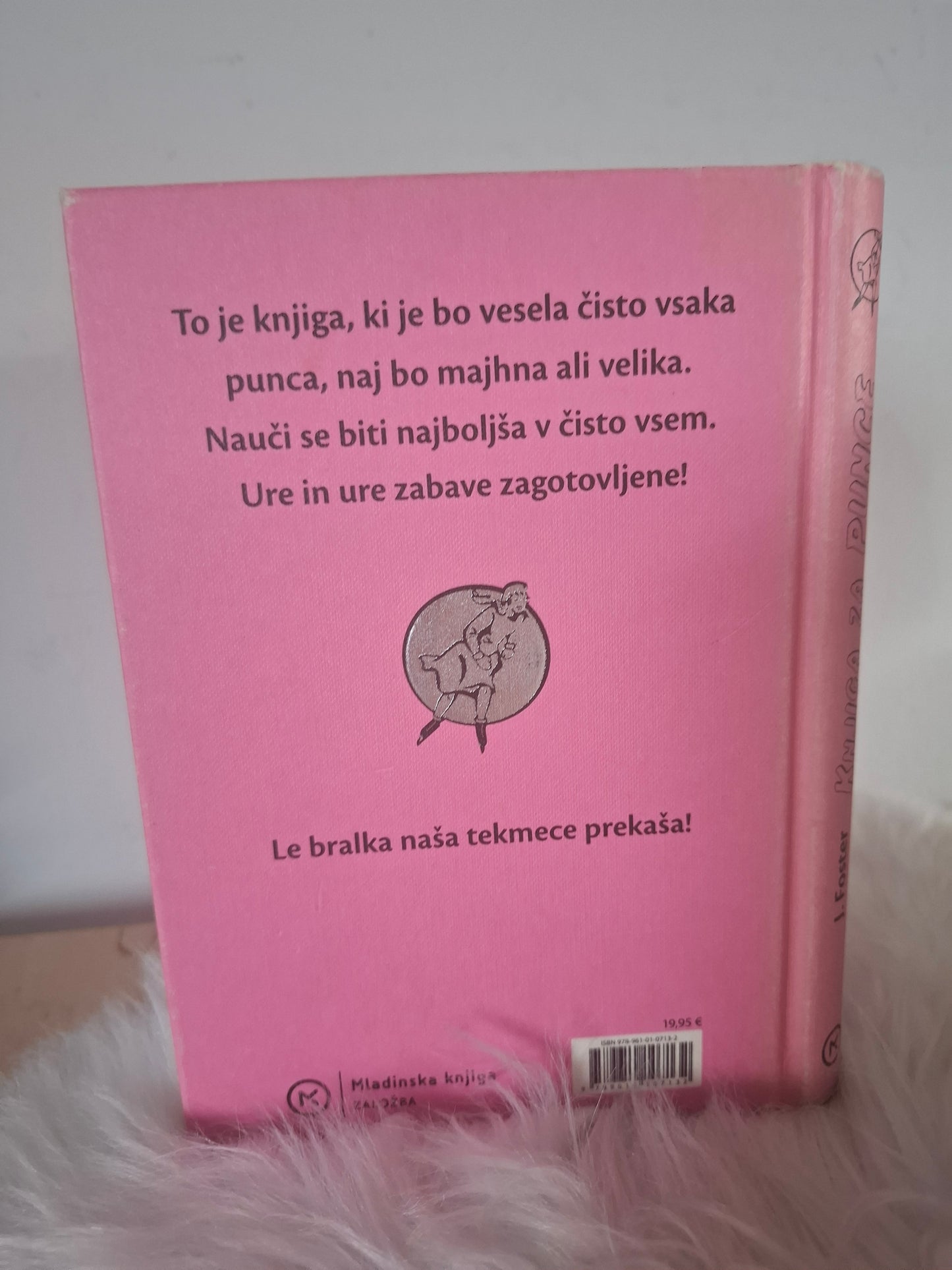 Knjiga za punce, Juliana Foster