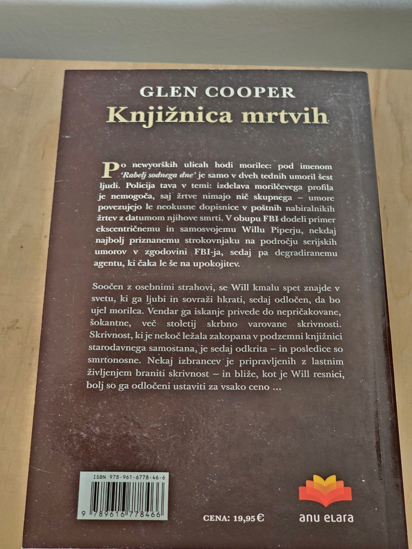 Knjižnica mrtvih Glen Cooper