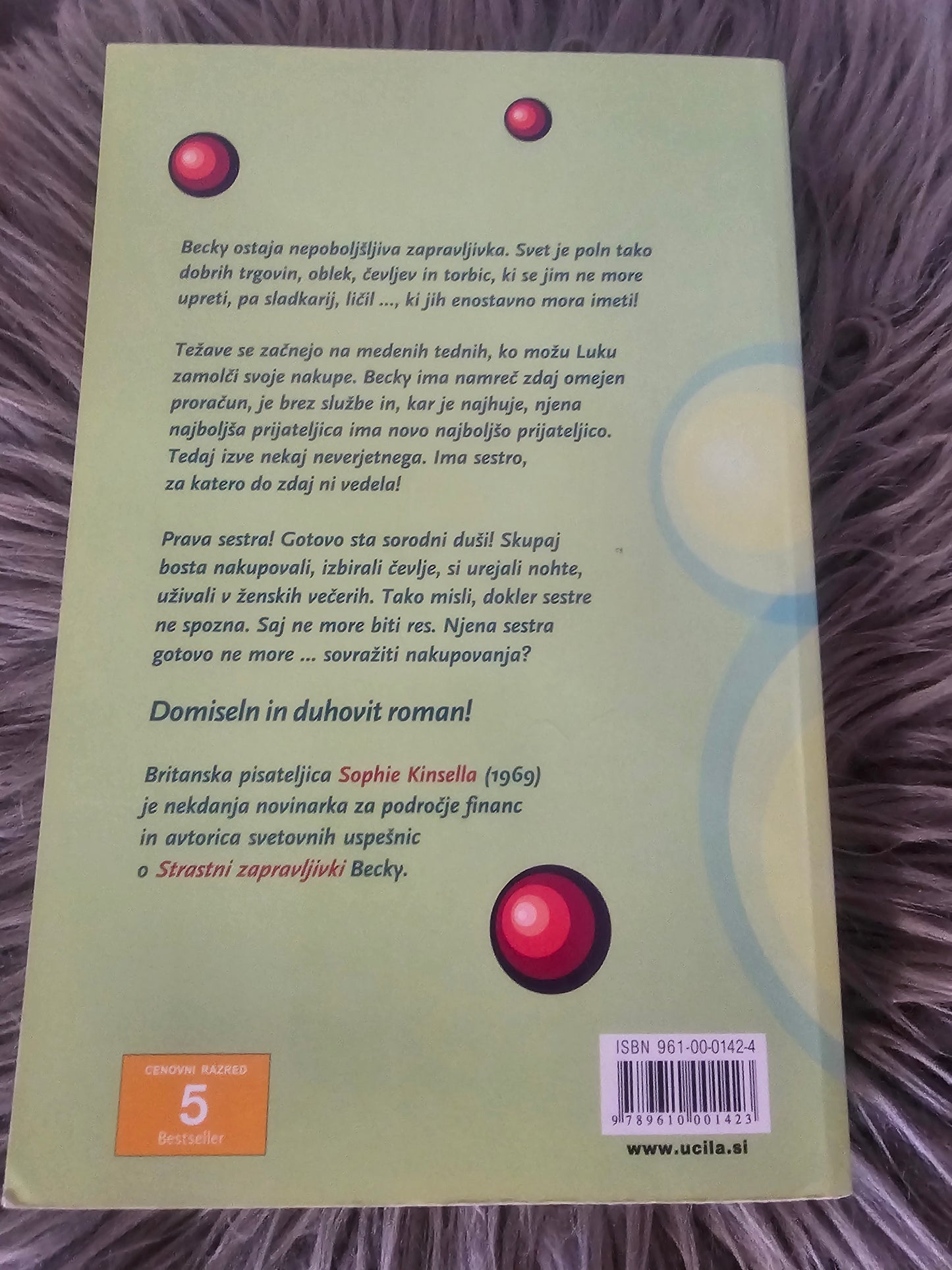 Strastna zapravljivka in njena sestra Sophie Kinsella