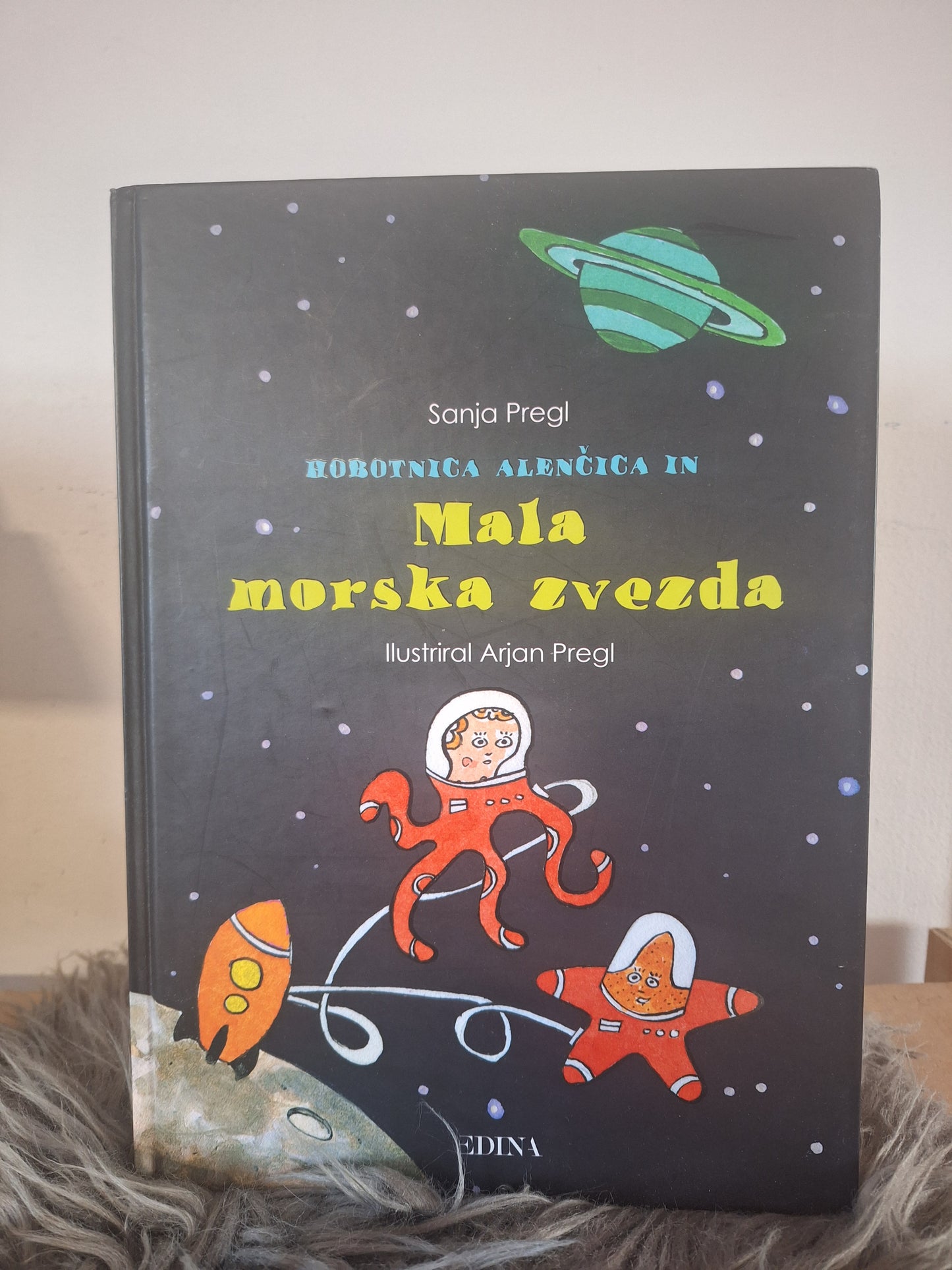 Hobotnica Alenčica in Mala morska zvezda Sanja Pregl