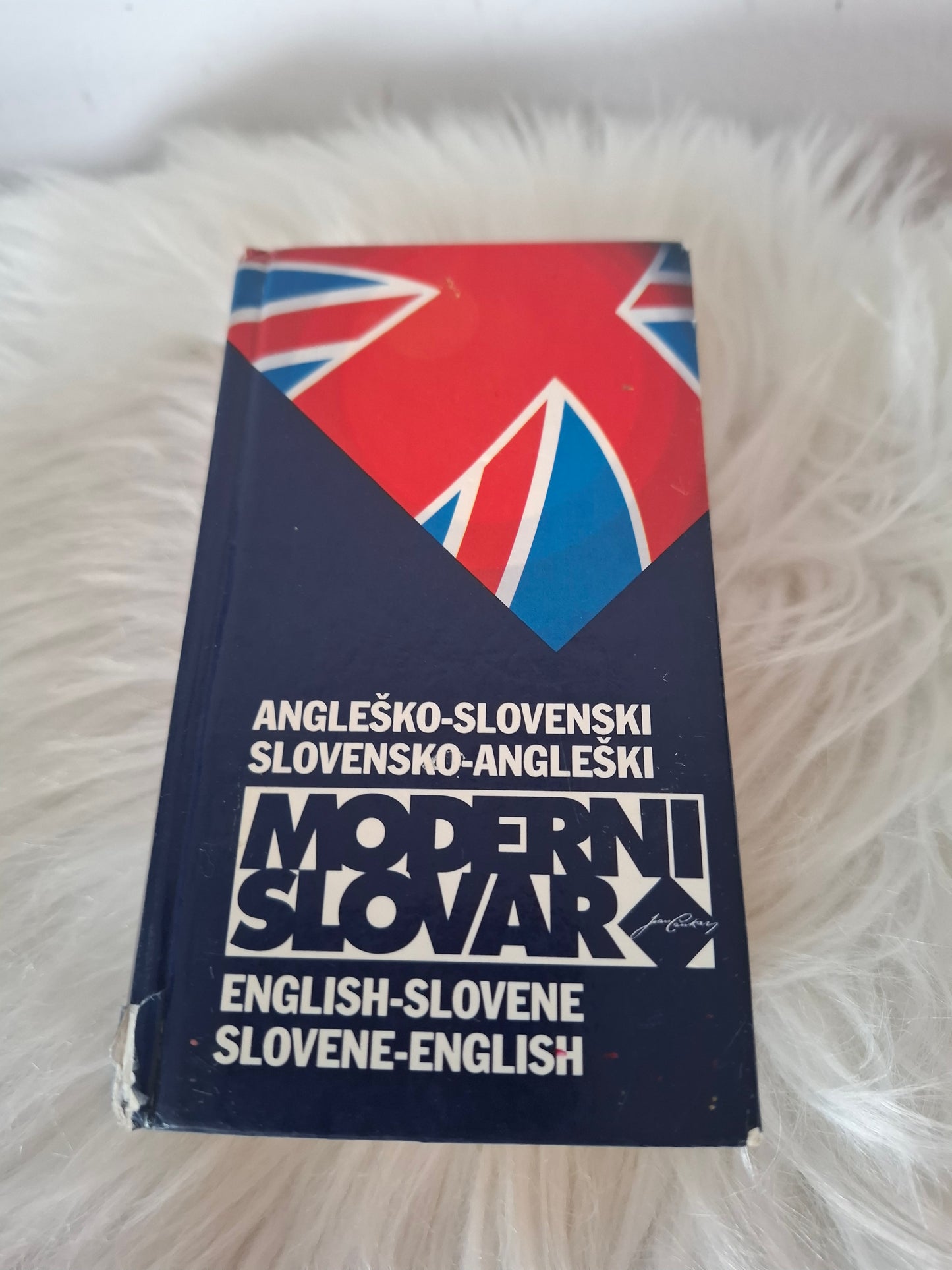 Angleško- slovenski, slovensko angleški slovar Daša Komac