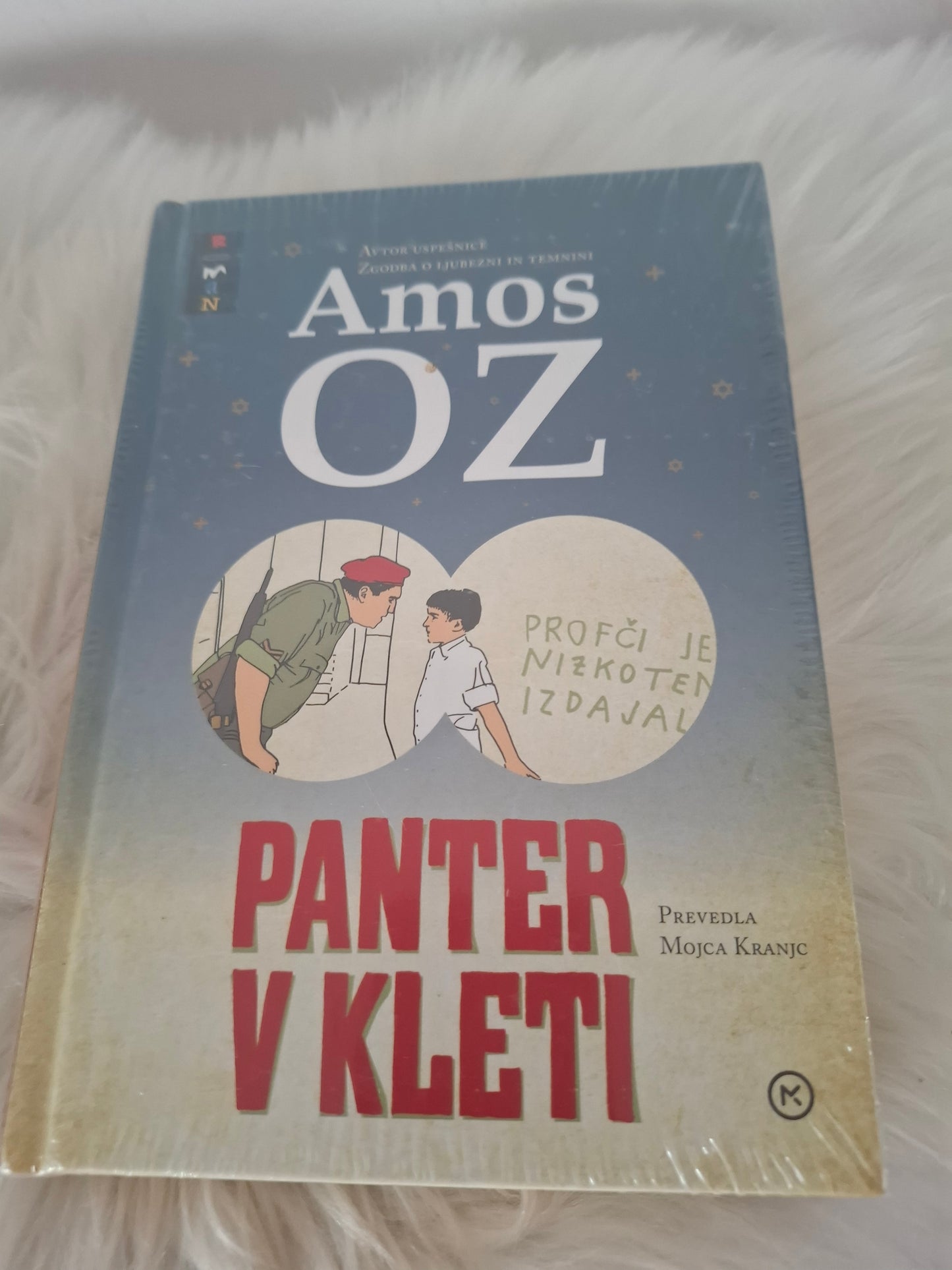 Panter v kleti Amos Oz