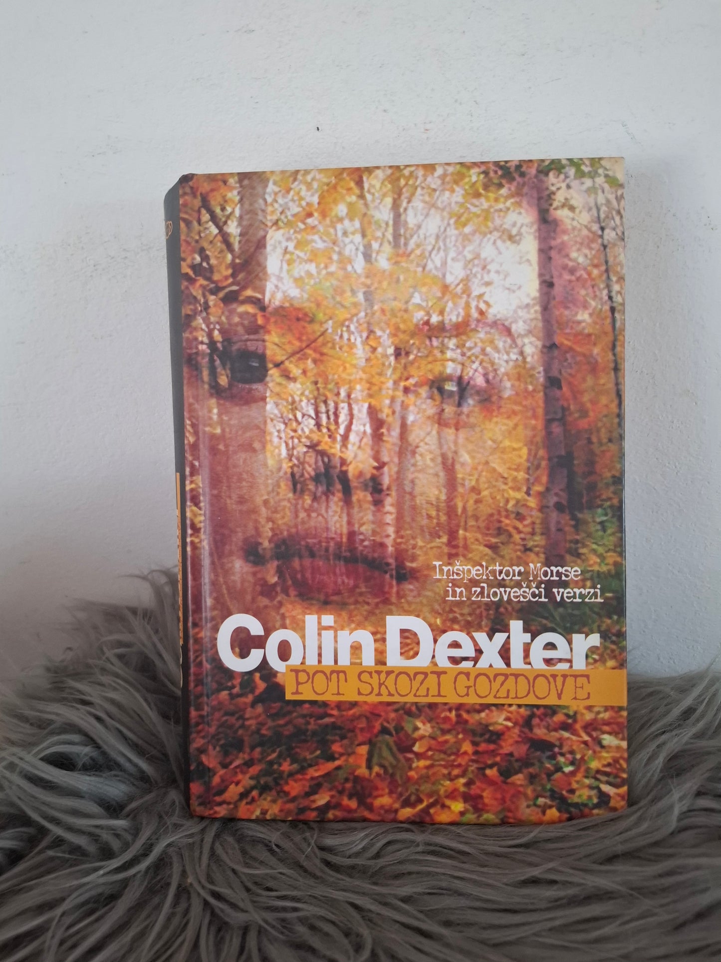 Pot skozi gozdove Colin Dexter