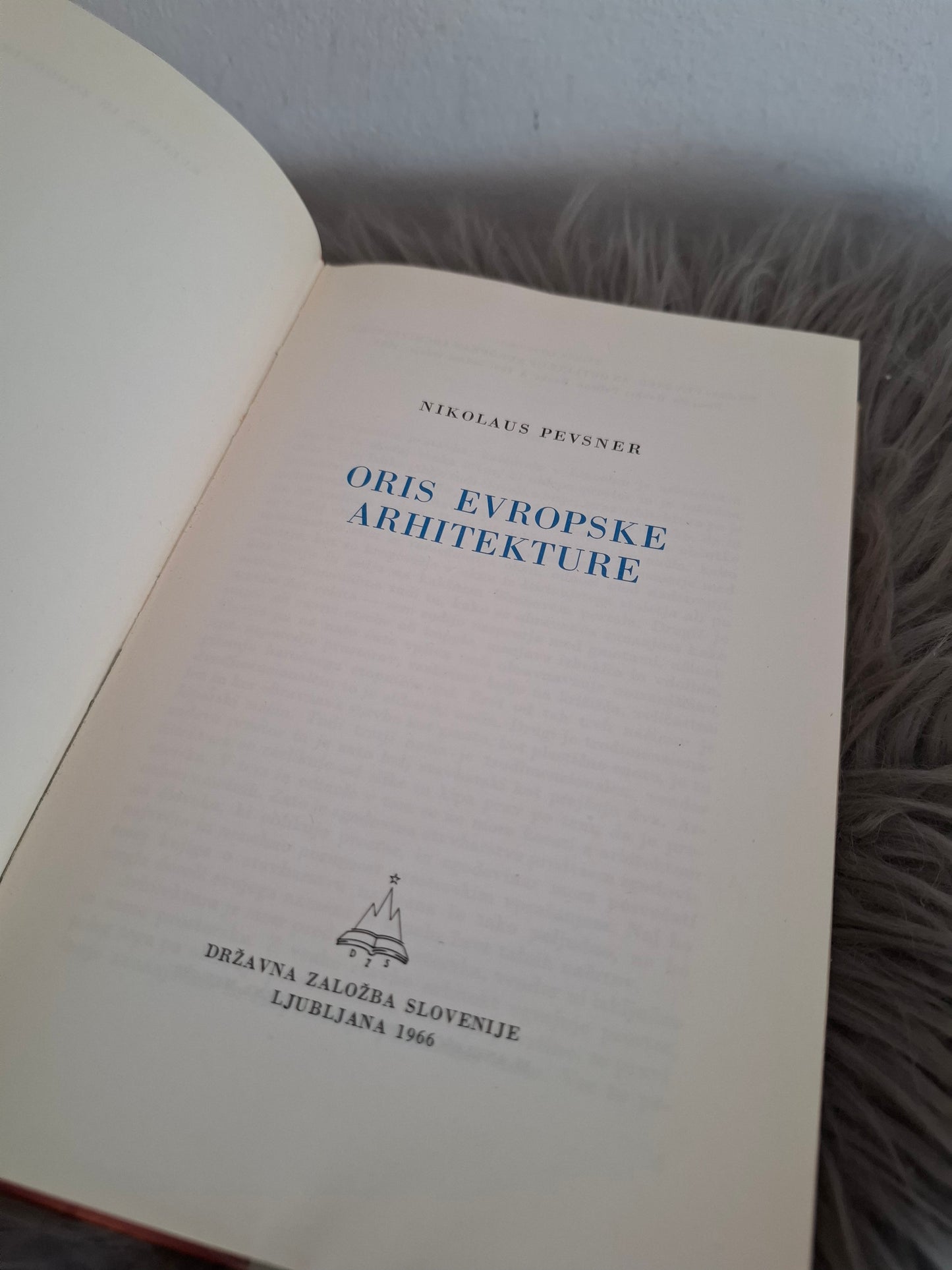 Oris evropske arhitekture Nikolasus Pevsner