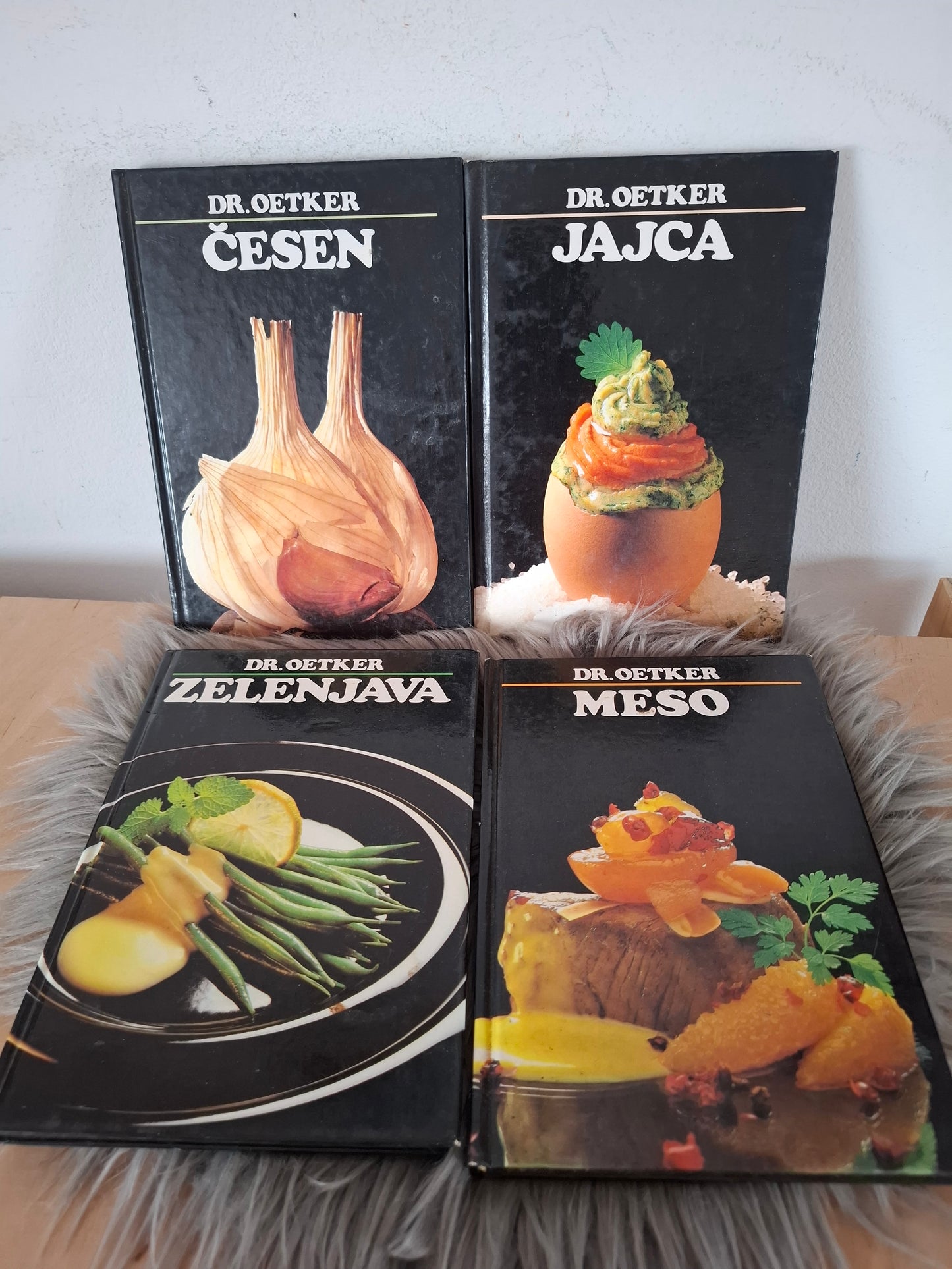 Jajca, česen, zelenjava, meso dr.Oetker