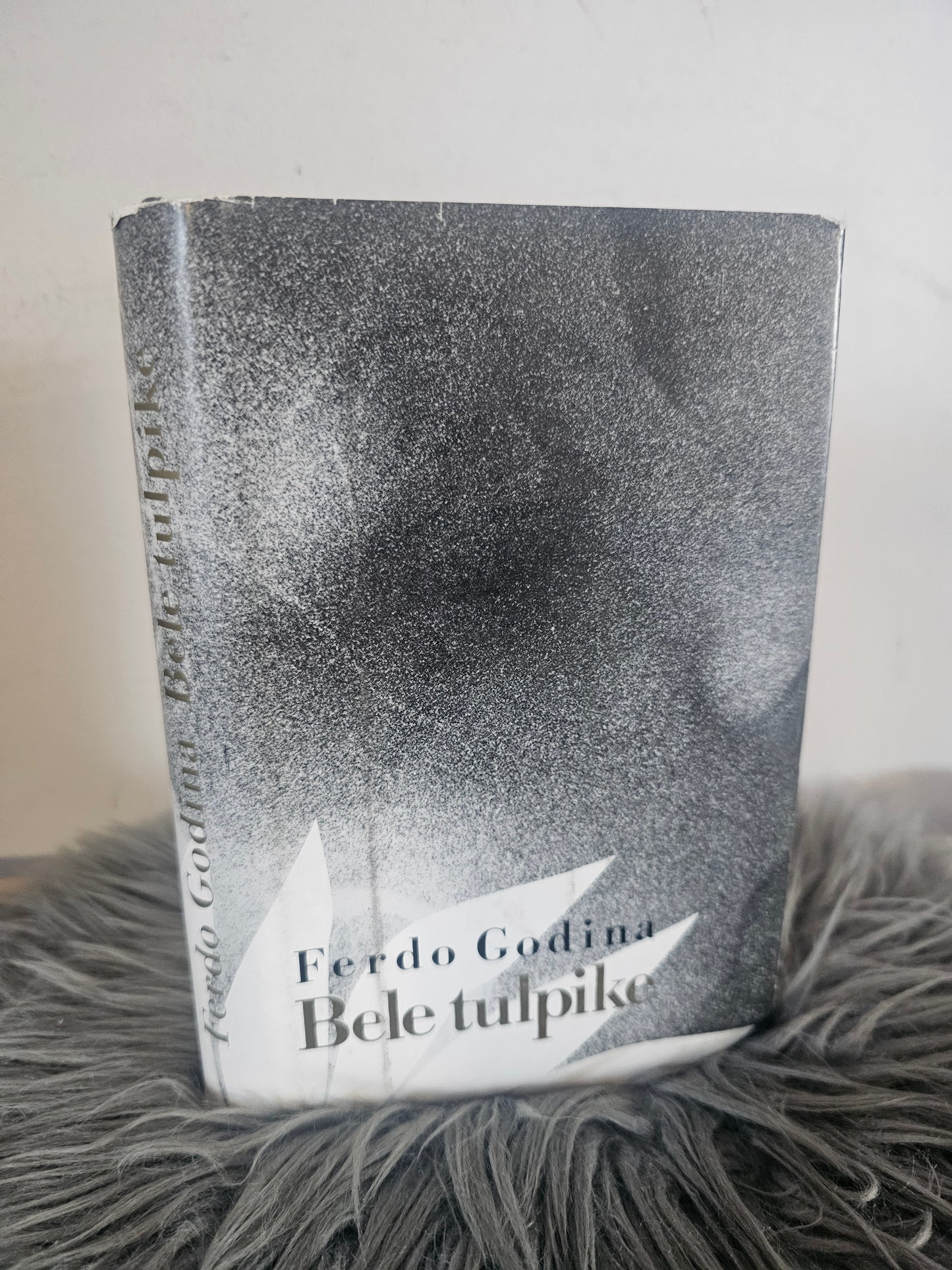 Bele tulpike Ferdo Godina