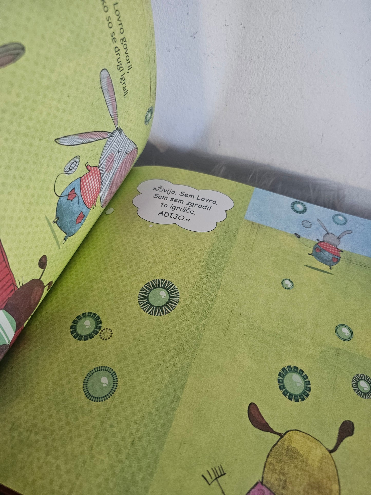 Živijo, adijo, na laži te vedno dobijo Christianne Jones