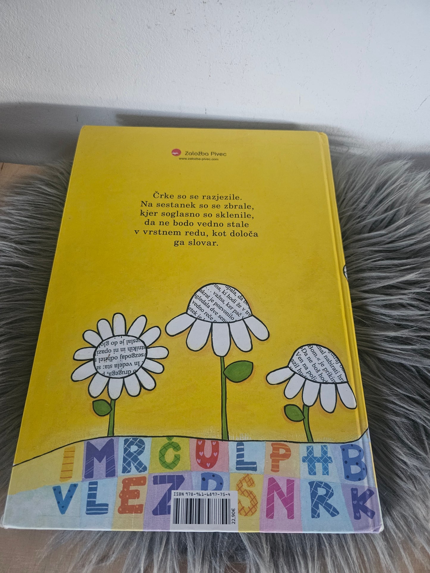 Igriva abeceda Breda Pugelj