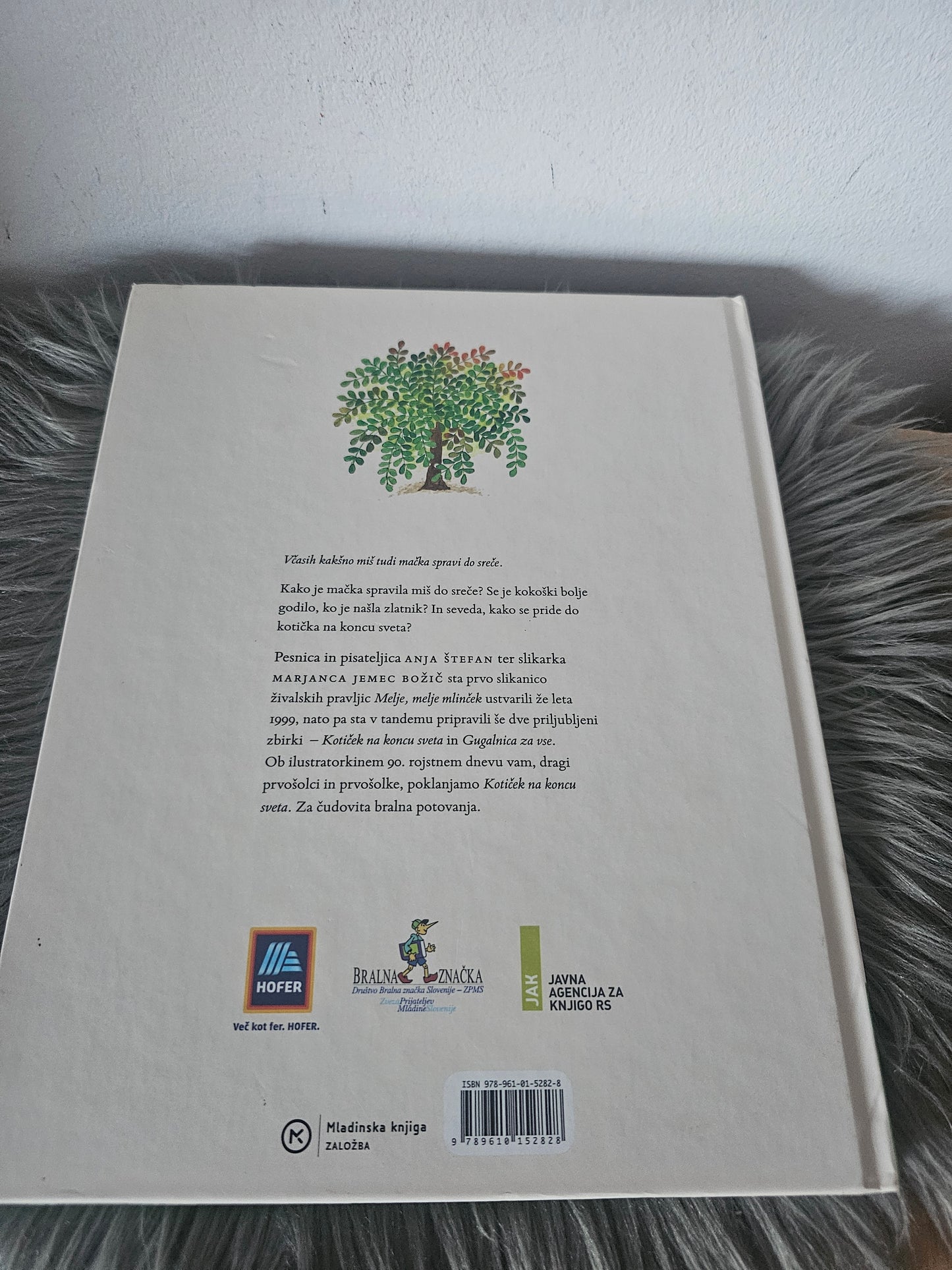 Kotiček na koncu sveta Anja Štefan