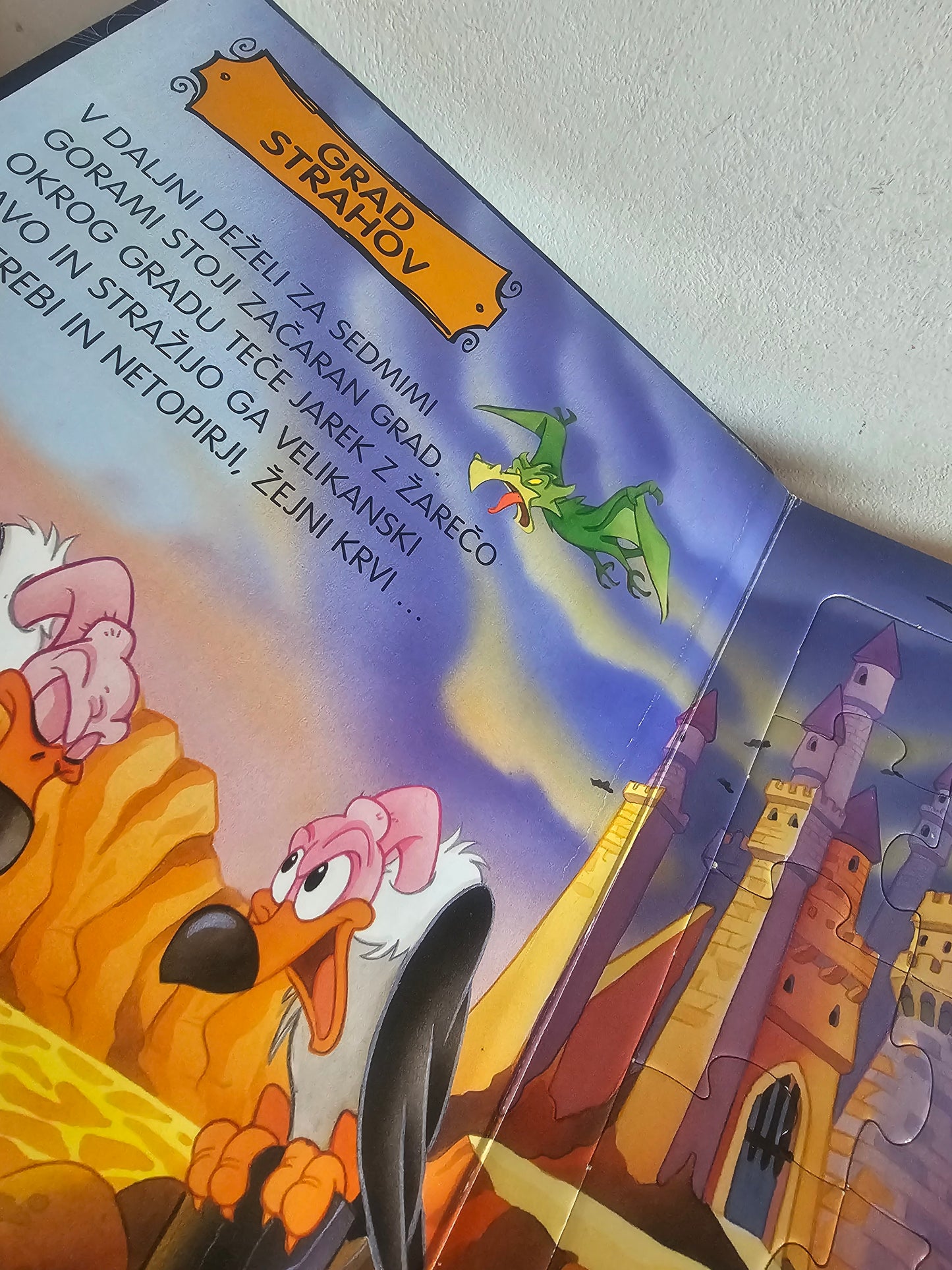 Grad strahov grozovite sestavljanke Založba Grahovac