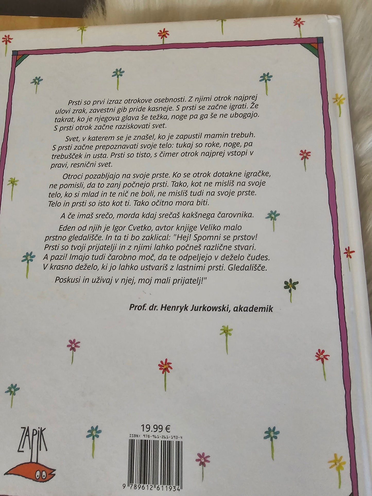 Veliko malo prstno gledališče Igor Cvetko