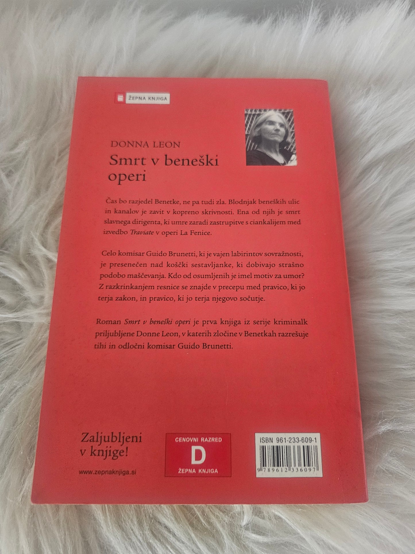 Smrt v beneški operi Donna Leon