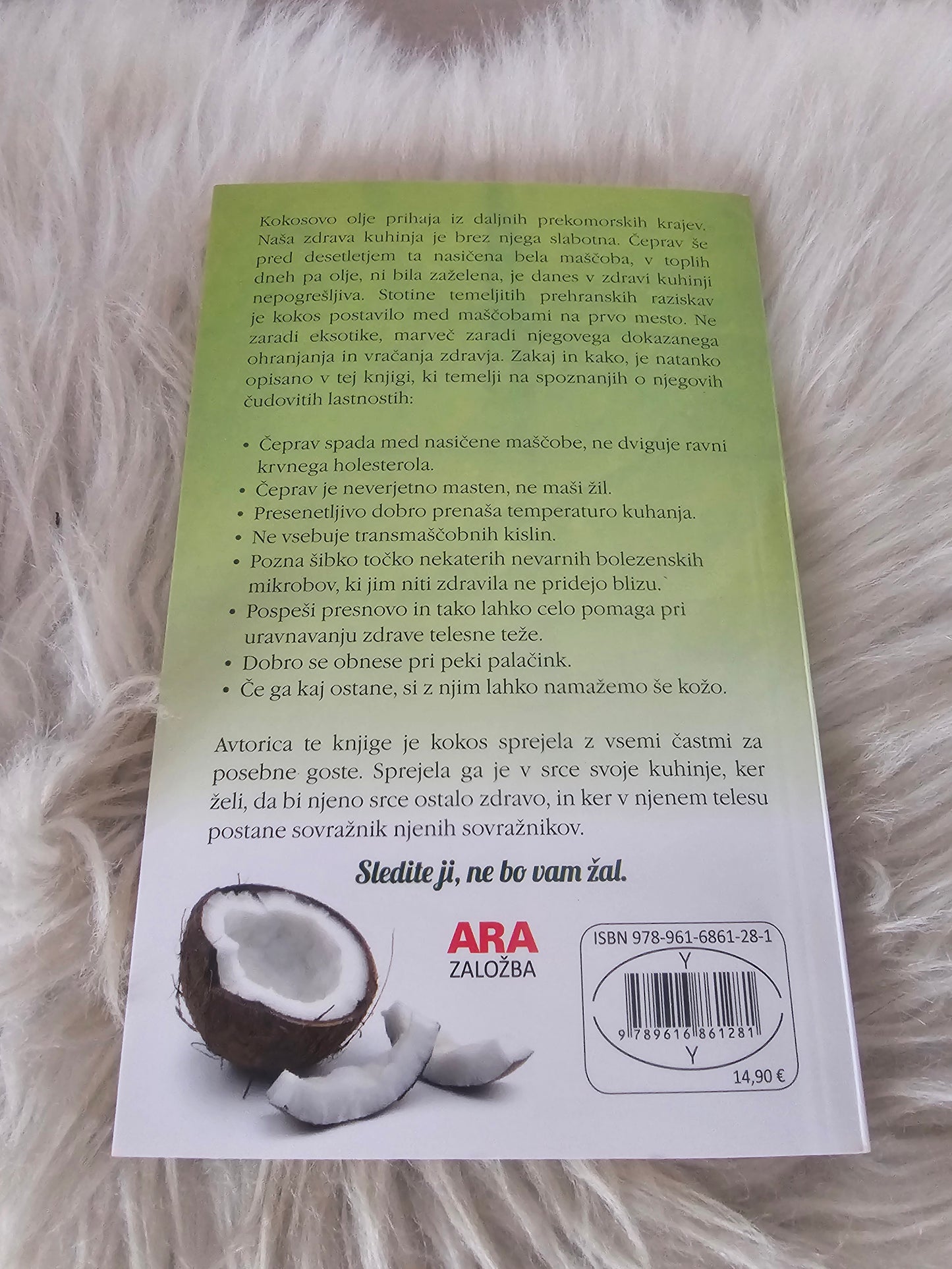 Kokosovo olje Ajša Kranjc