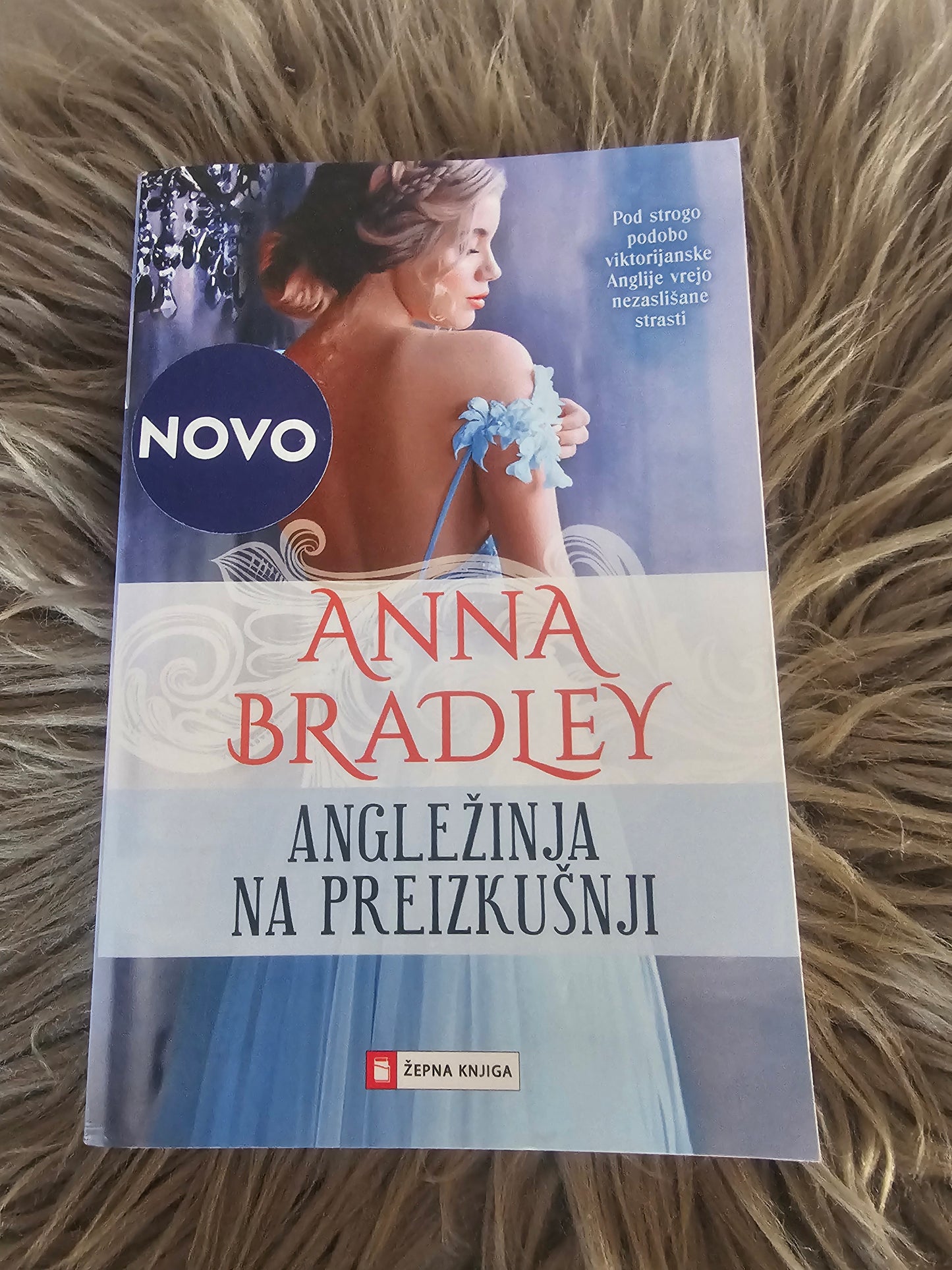 Angležinja na preizkušnji Anna Bradley