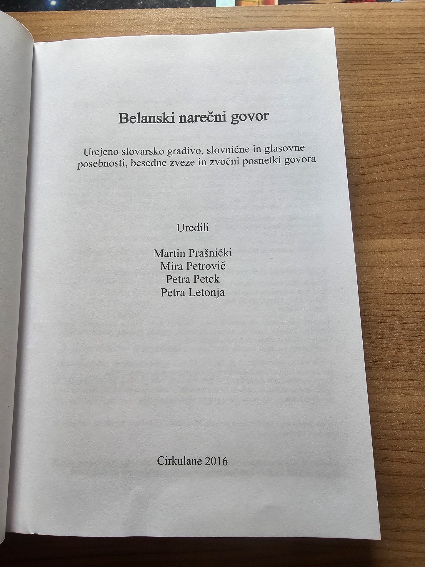 Belanski narečni govor več avtorjev