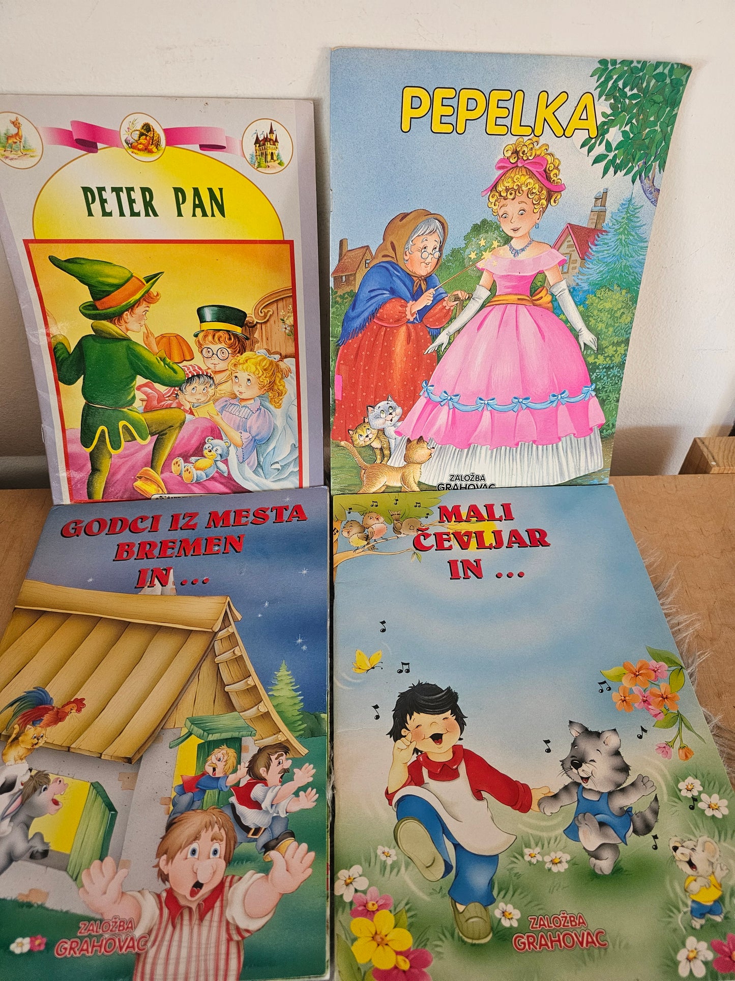 Otroške pravljice različni avtorji
