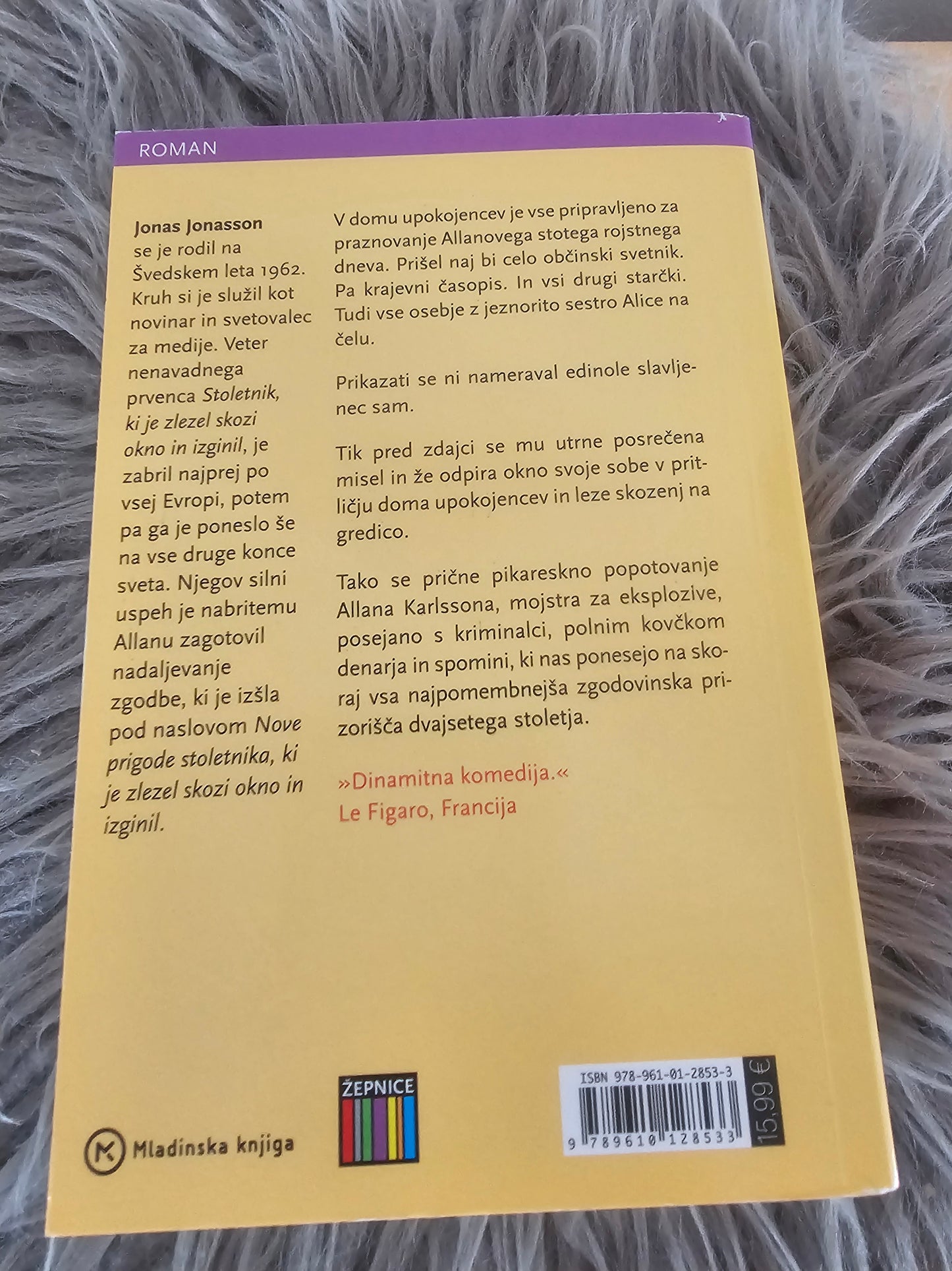 Stoletnik ki je zlezel skozi okno in izginil Jonas Jonasson