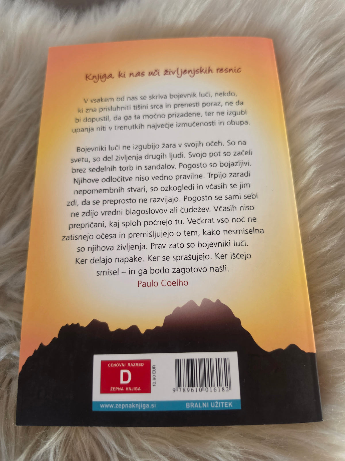 Priročnik bojevnika luči Paulo Coelho