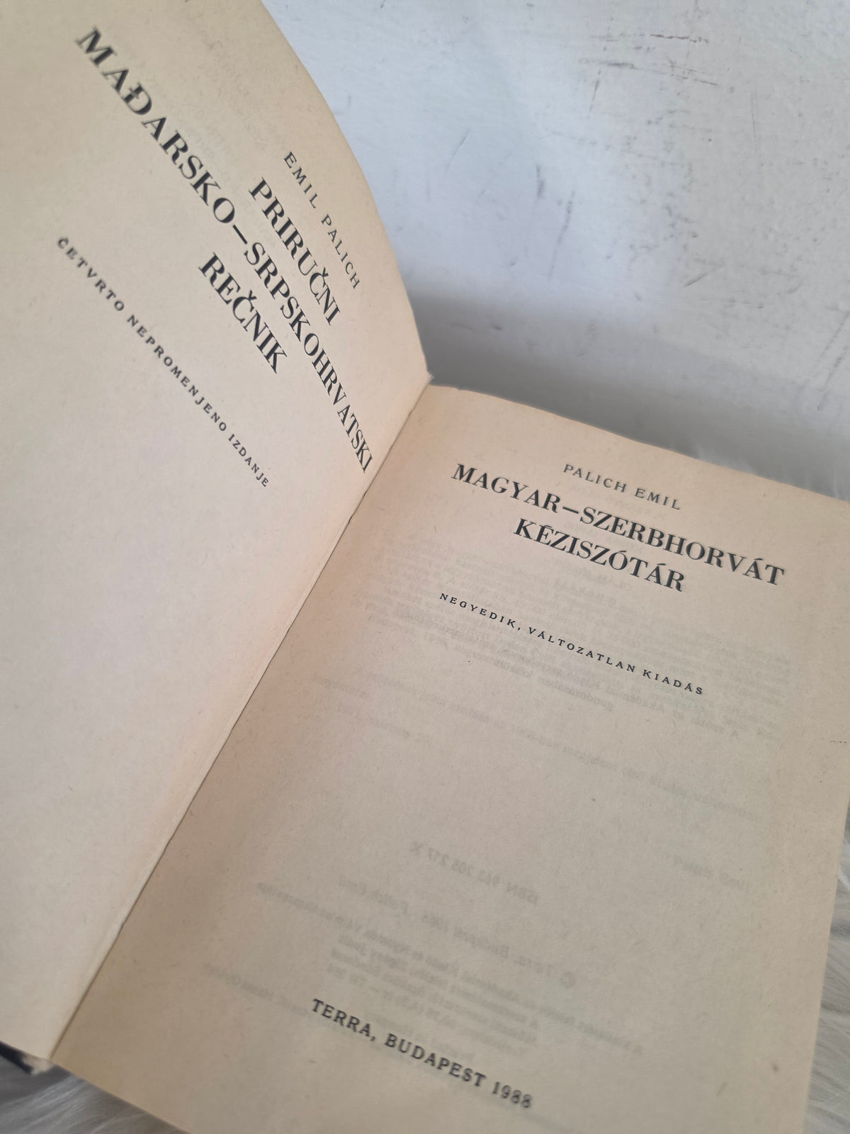 Magyar- szerbhorvat keziszotar Palich Emil