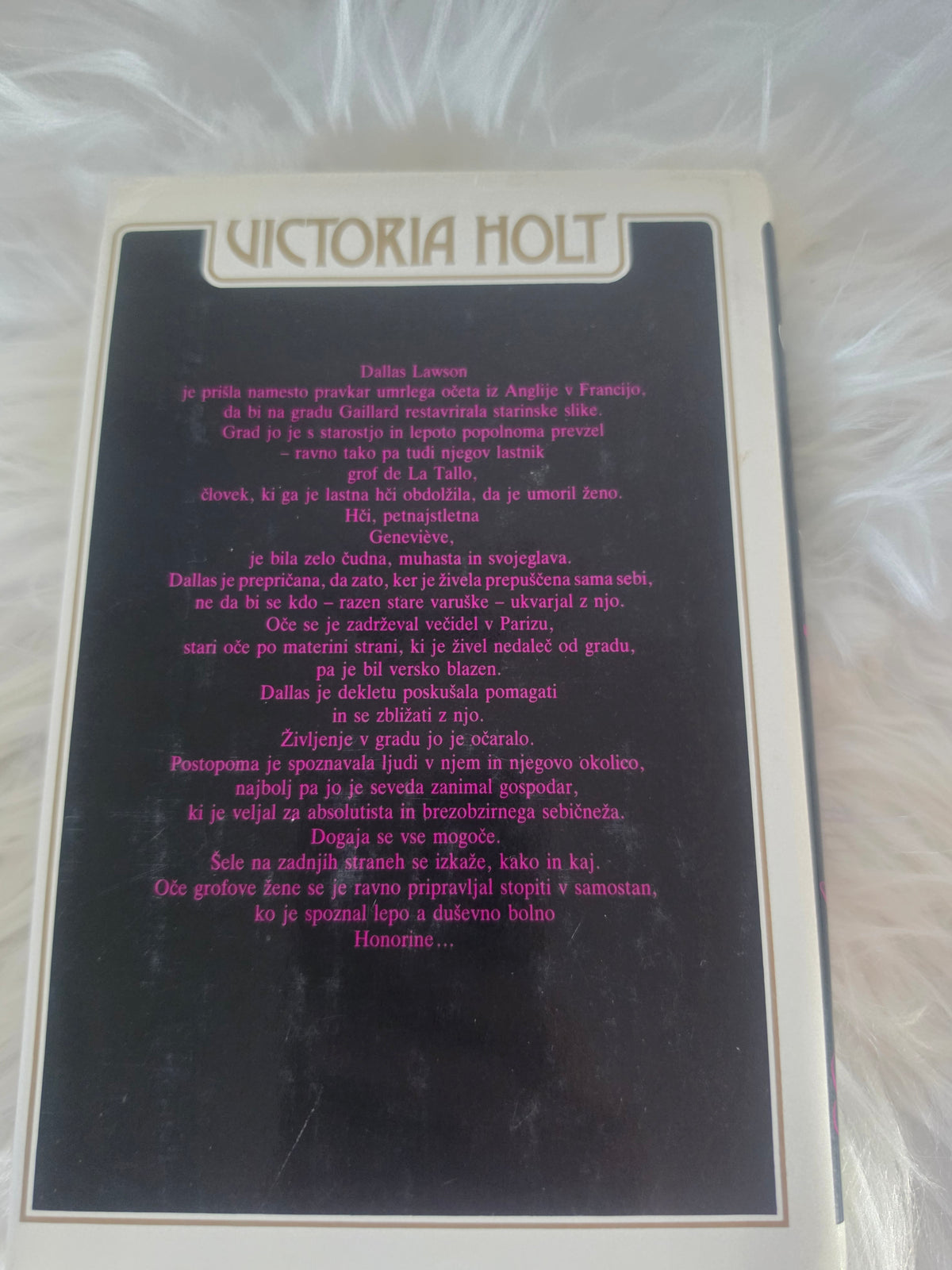 Grajski gospod Victoria Holt