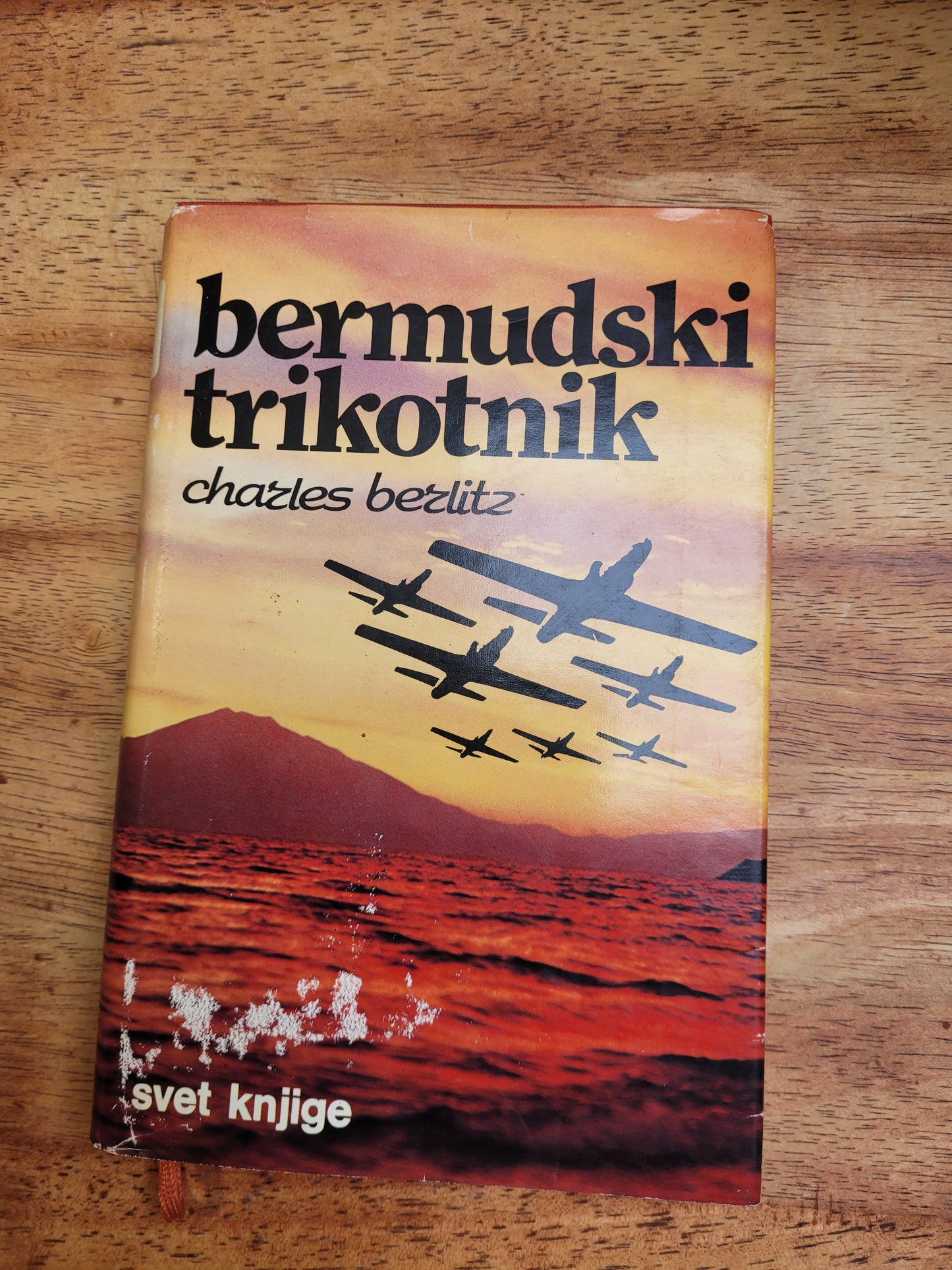 Bermudski trikotnik Chris Hutchins