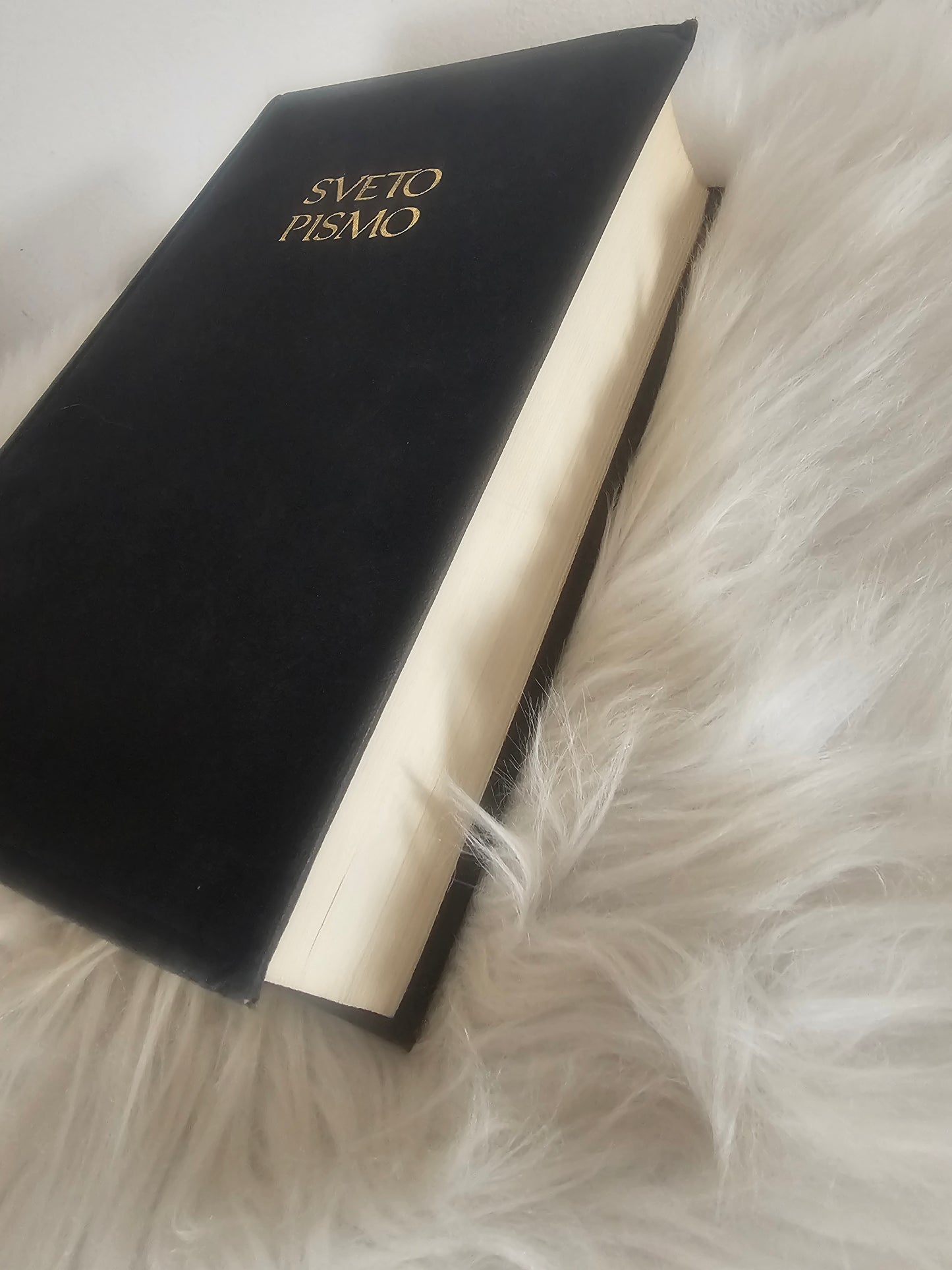 Sveto pismo nove in stare zaveze Britanska Biblična Družba