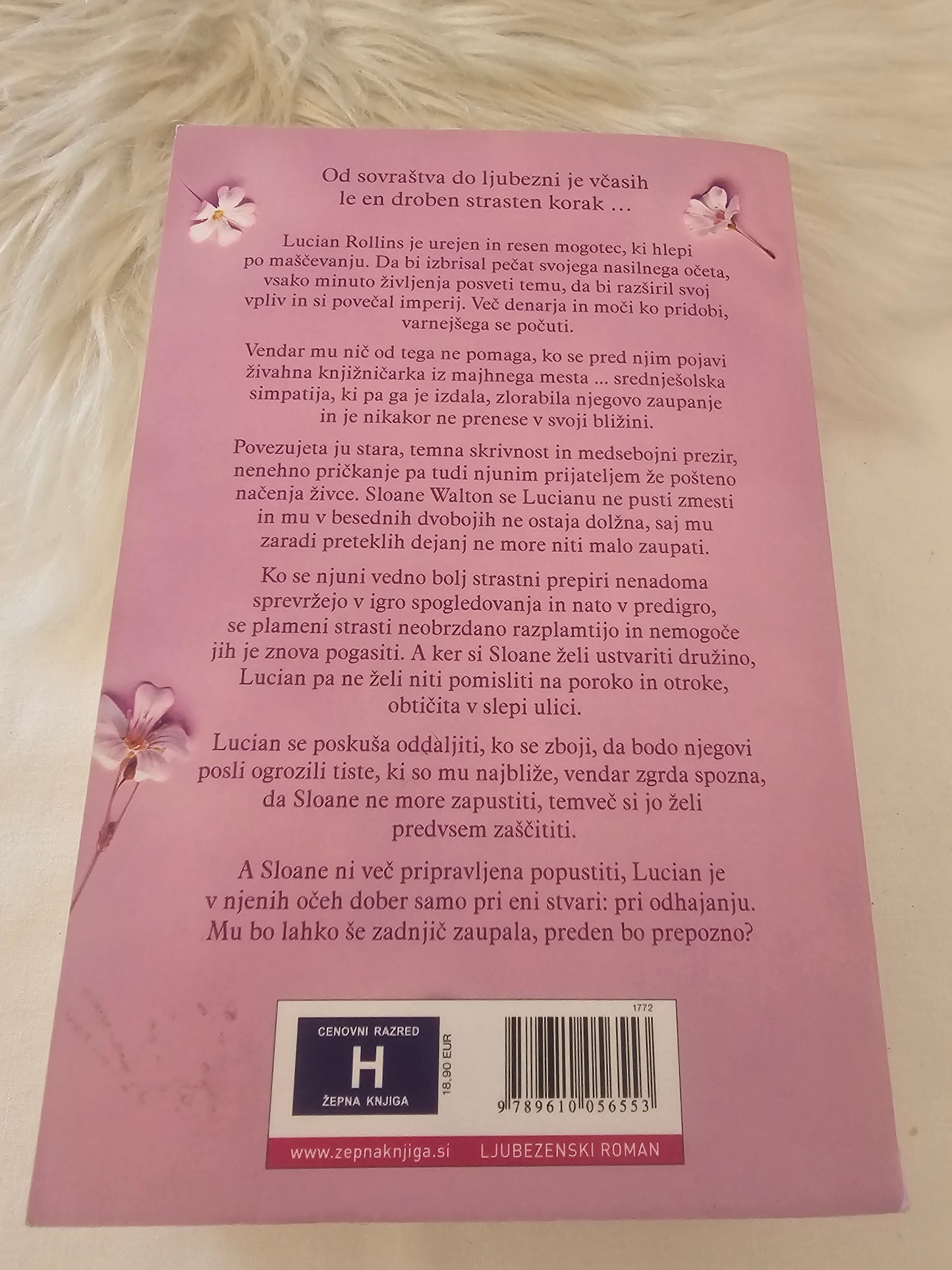 Stvari, ki jih pustimo za sabo  Lucy Score