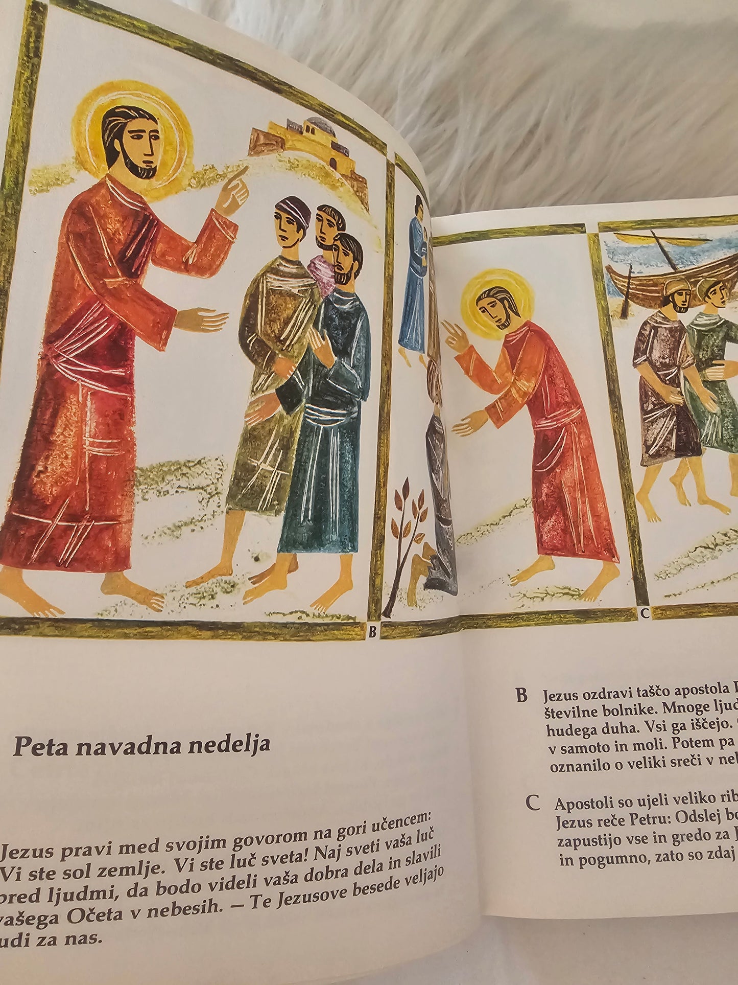 Evangelij v slikah Ognjišče Koper
