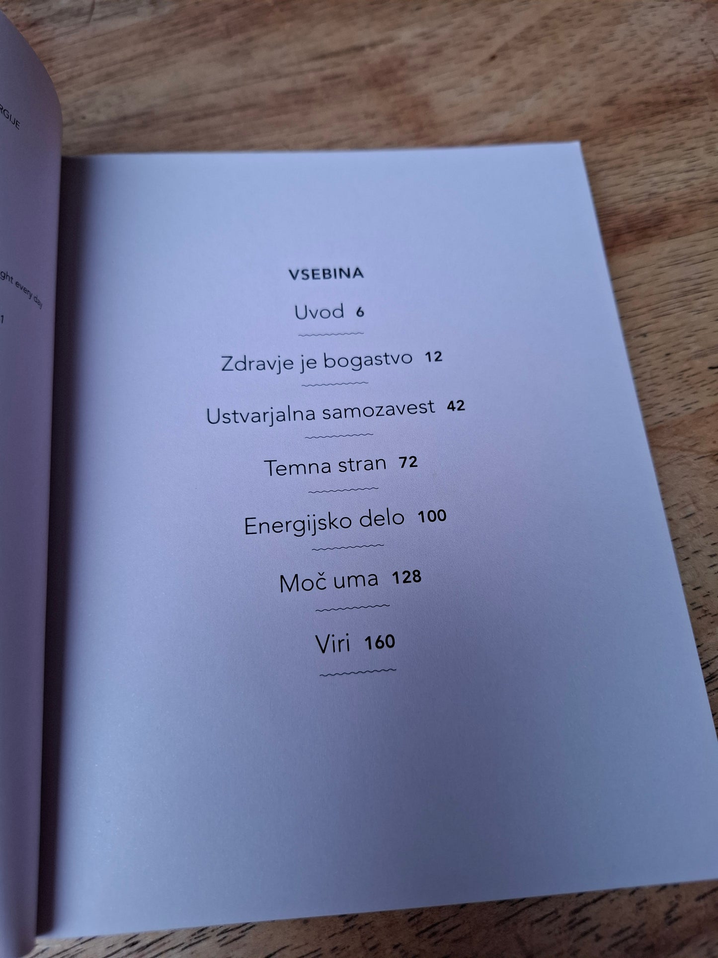 Moč 50 kratkih vaj za več vitalnosti in življenske energije Oliver Luke Deloire