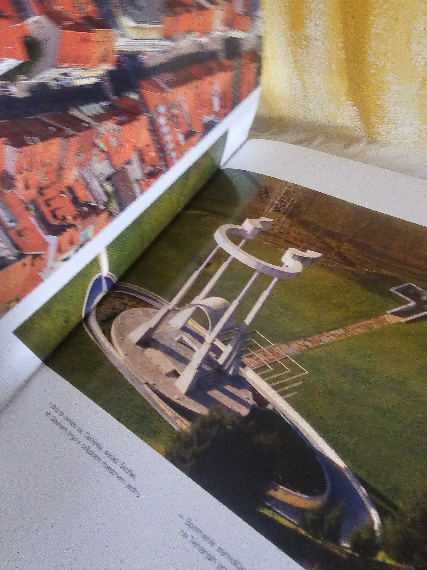 Monografija Slovenija izpod neba, Matevž Lenarčič