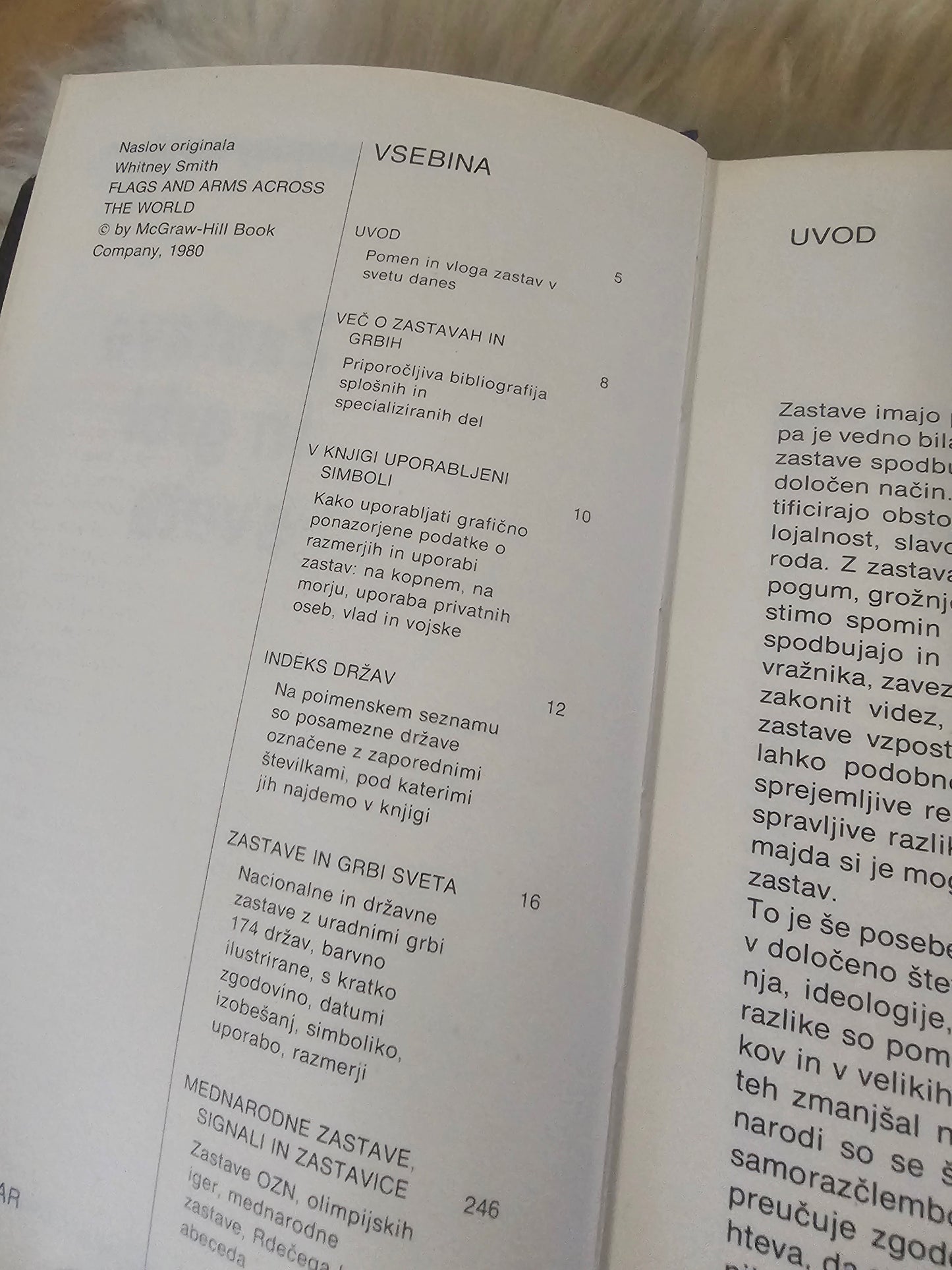 Zastave in grbi sveta Whitney Smith