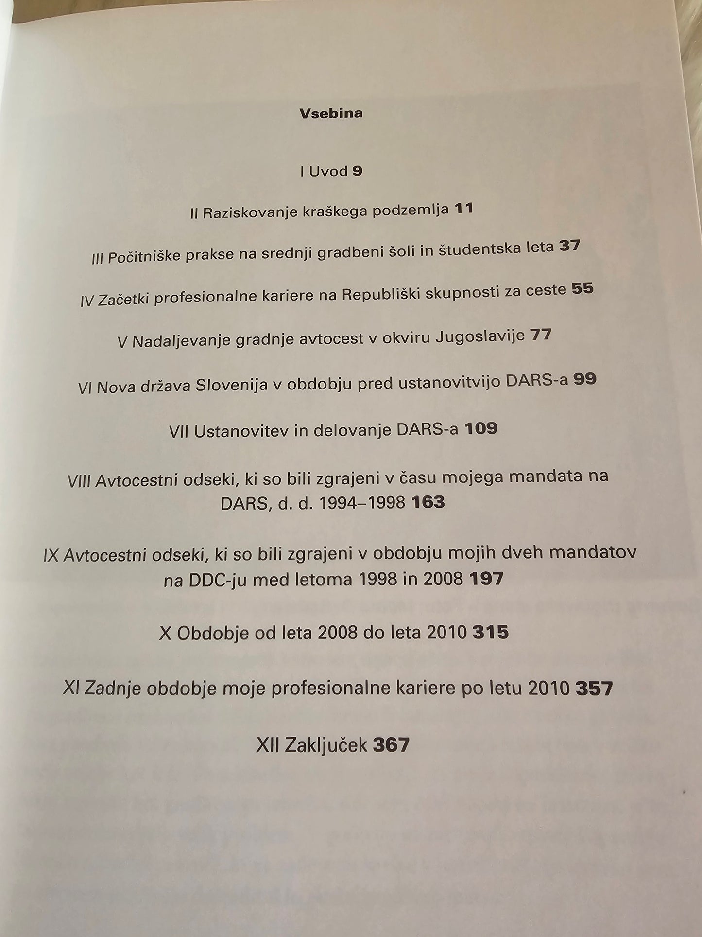 Slovenski avtocestni križ Med vrhovi in brezni Metod Di Batista