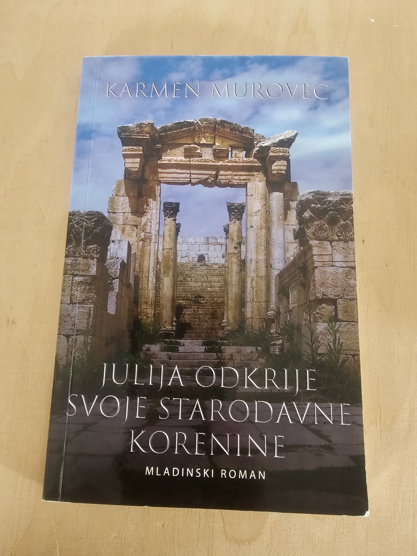 Julija odkrije svoje starodavne korenine Karmen Murovec