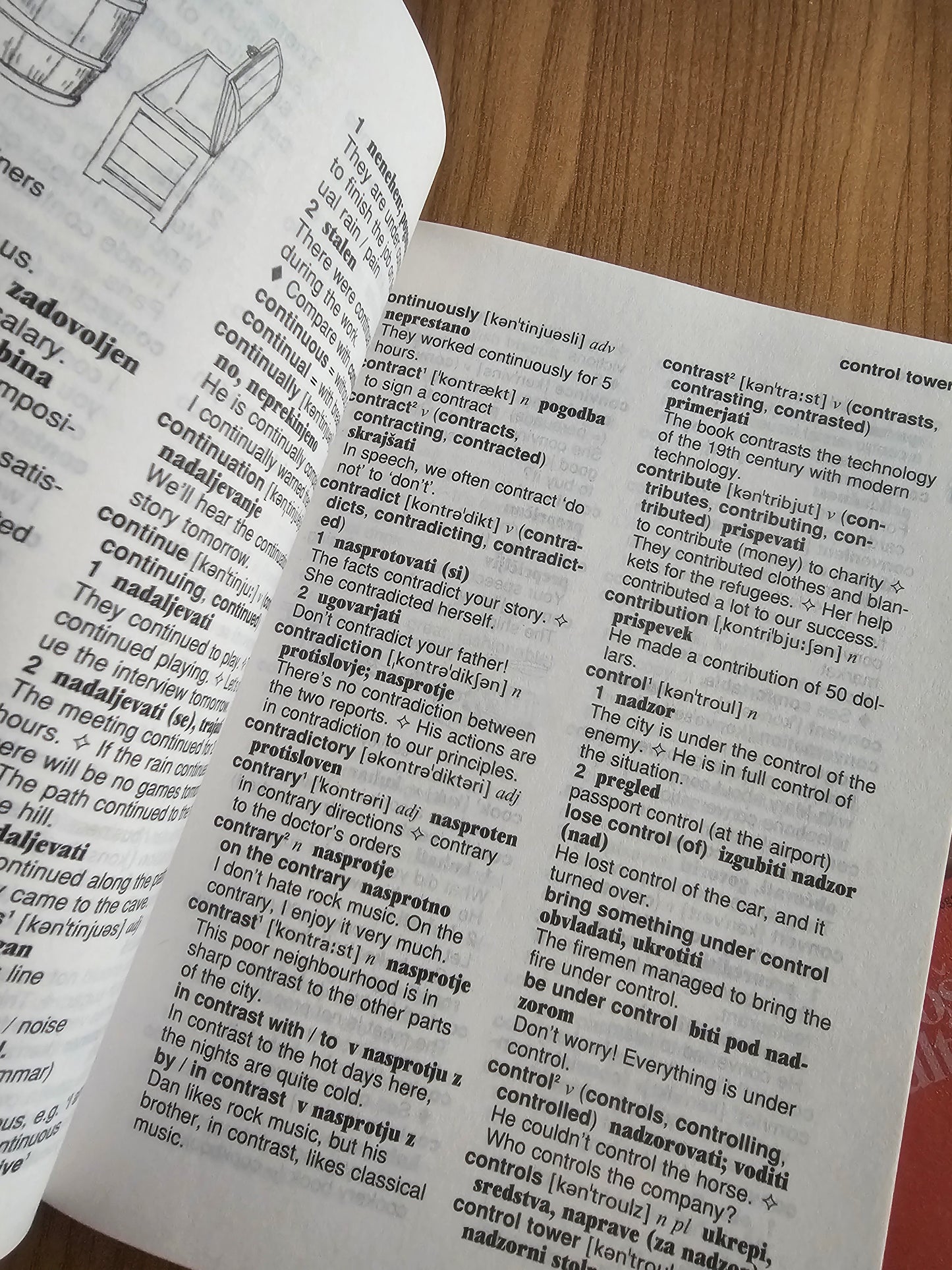 Angleško - slovenski splošni šolski multimedijski slovar Rokus