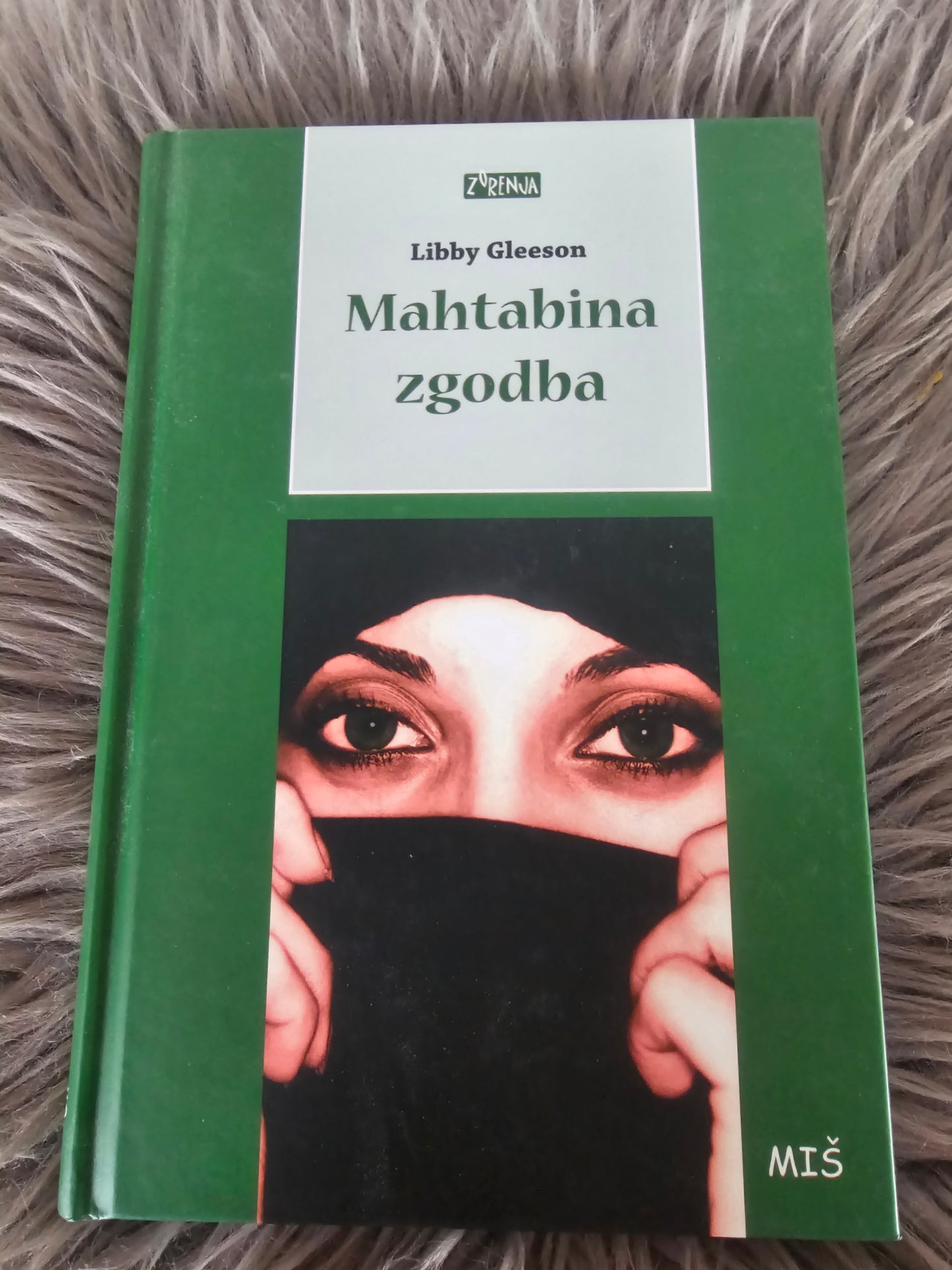 Mahtabina zgodba, Libby Gleeson