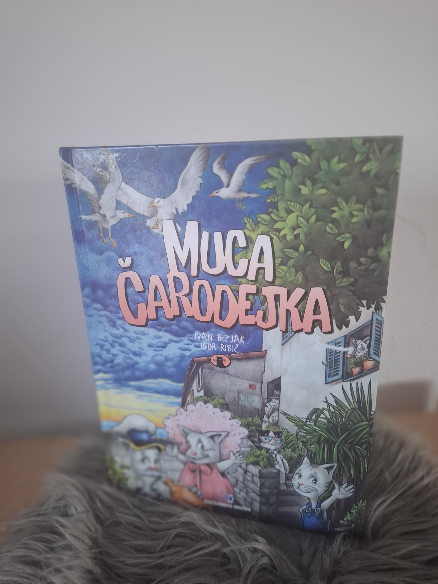 Muca Čarodejka  Ivan Bizjak