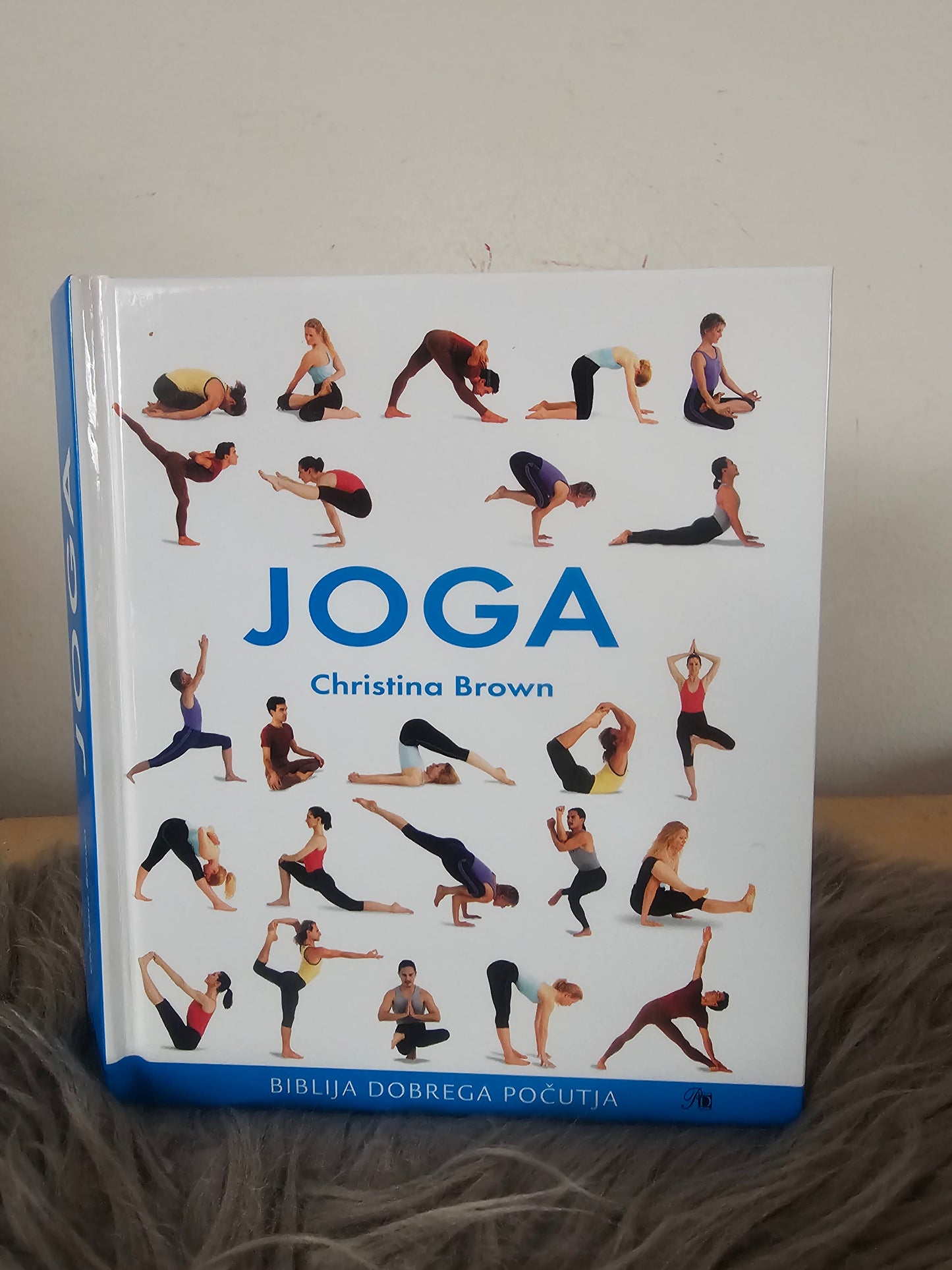 Joga Christina Brown