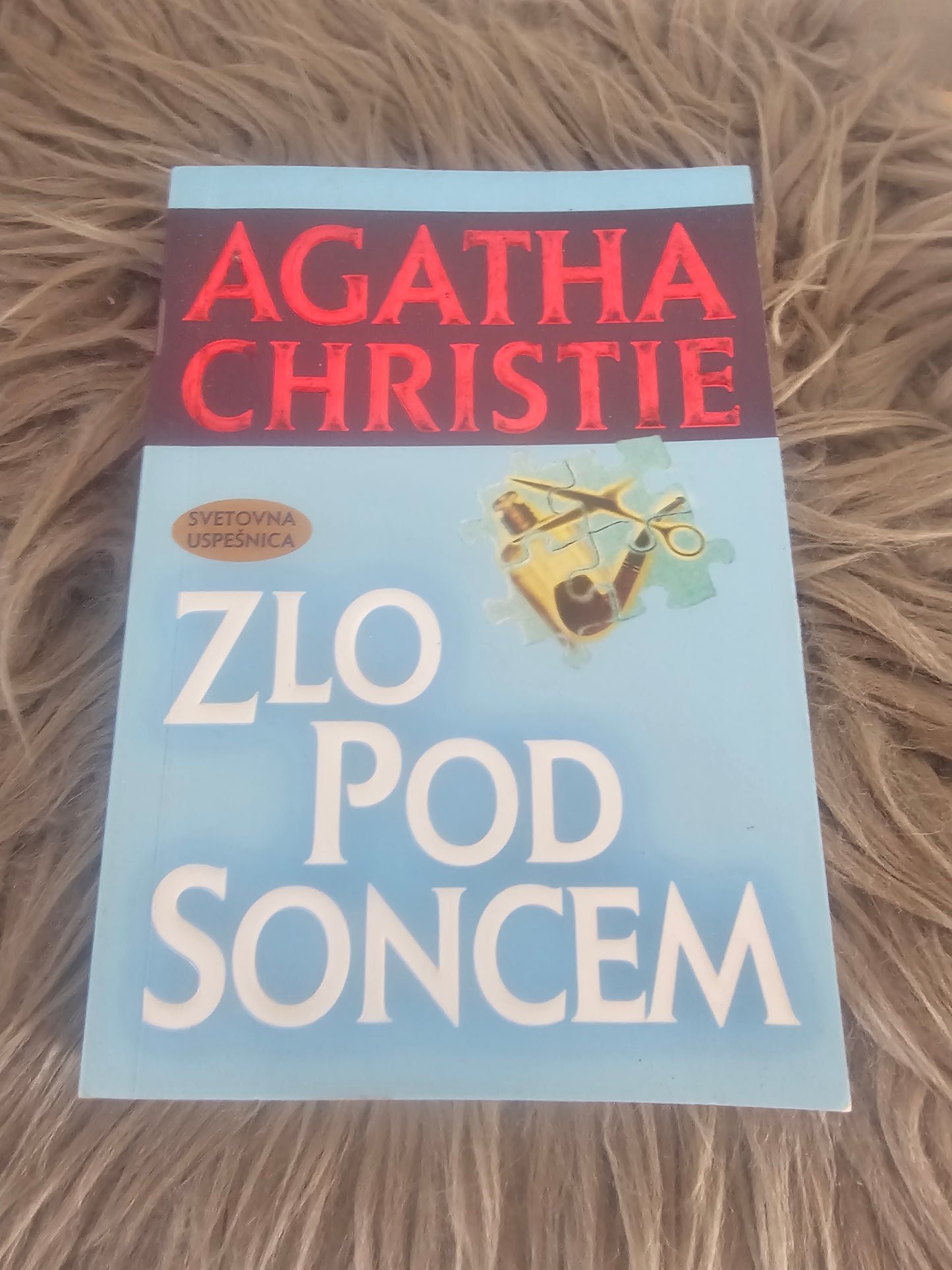 Zlo pod soncem Agatha Christie