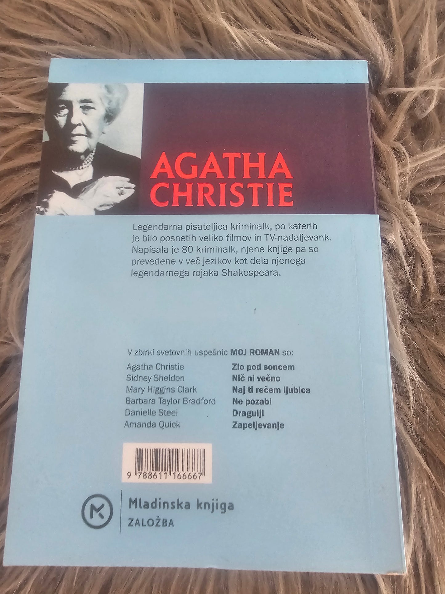 Zlo pod soncem Agatha Christie