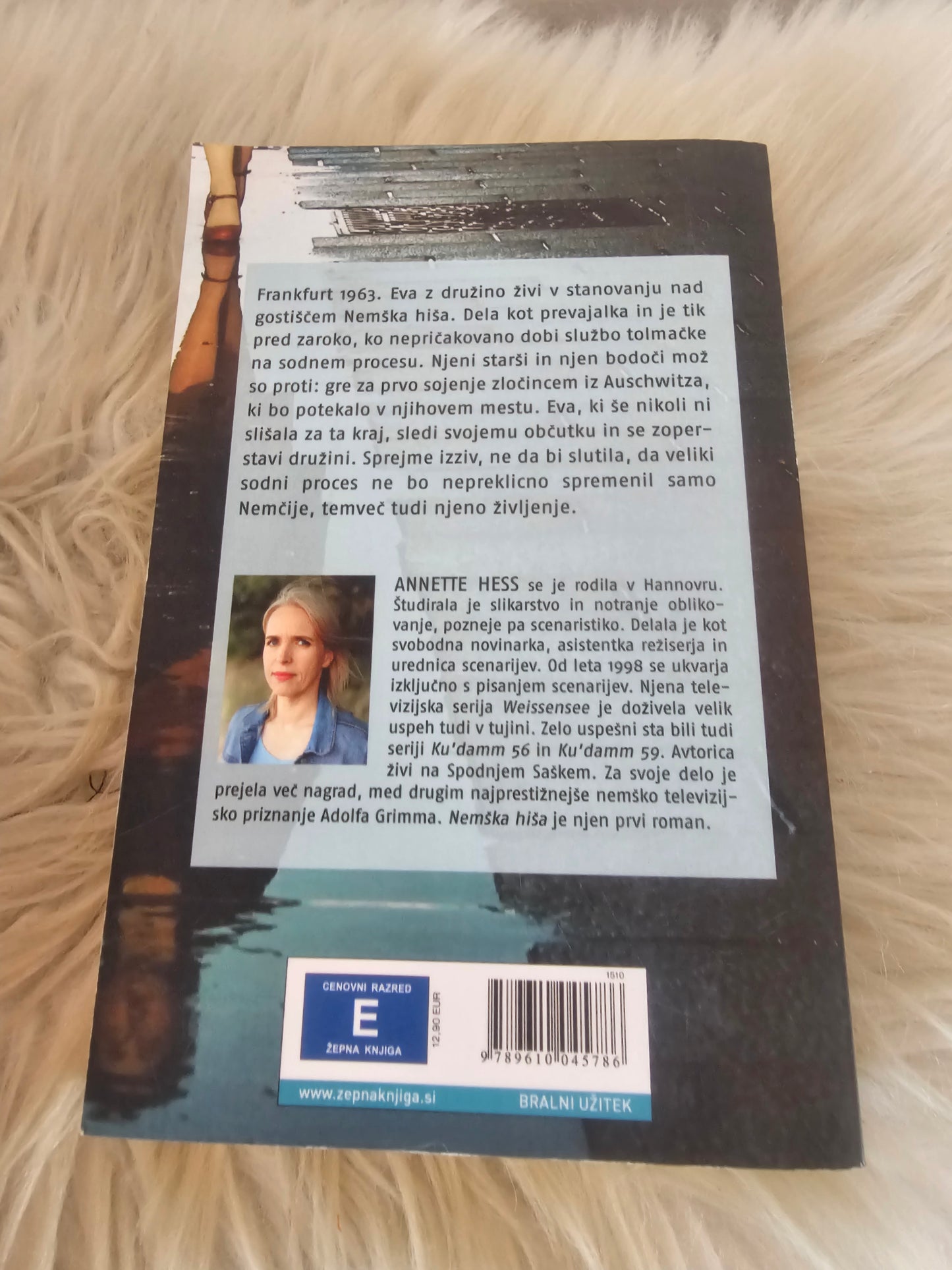 Nemška hiša  Annette Hess