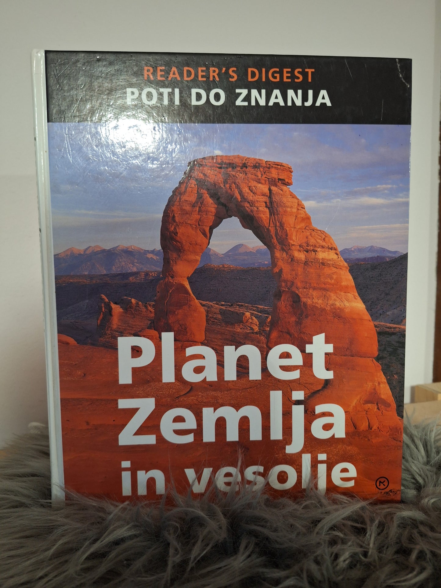 Planet Zemlja in vesolje prevod Ana Jurjevič