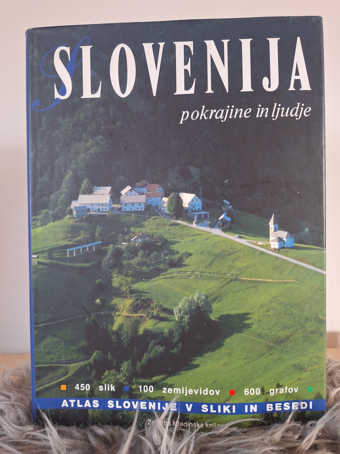 Slovenija pokrajina in ljudje Založba Mladinska Knjiga