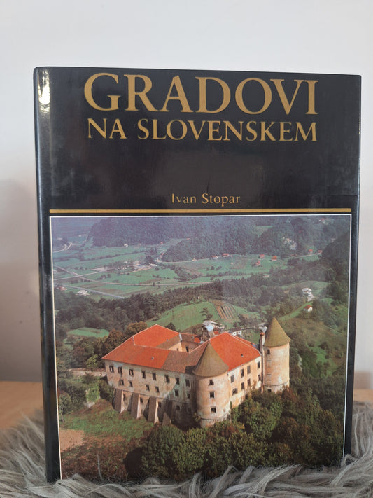 Gradovi na slovenskem  Ivan Stopar