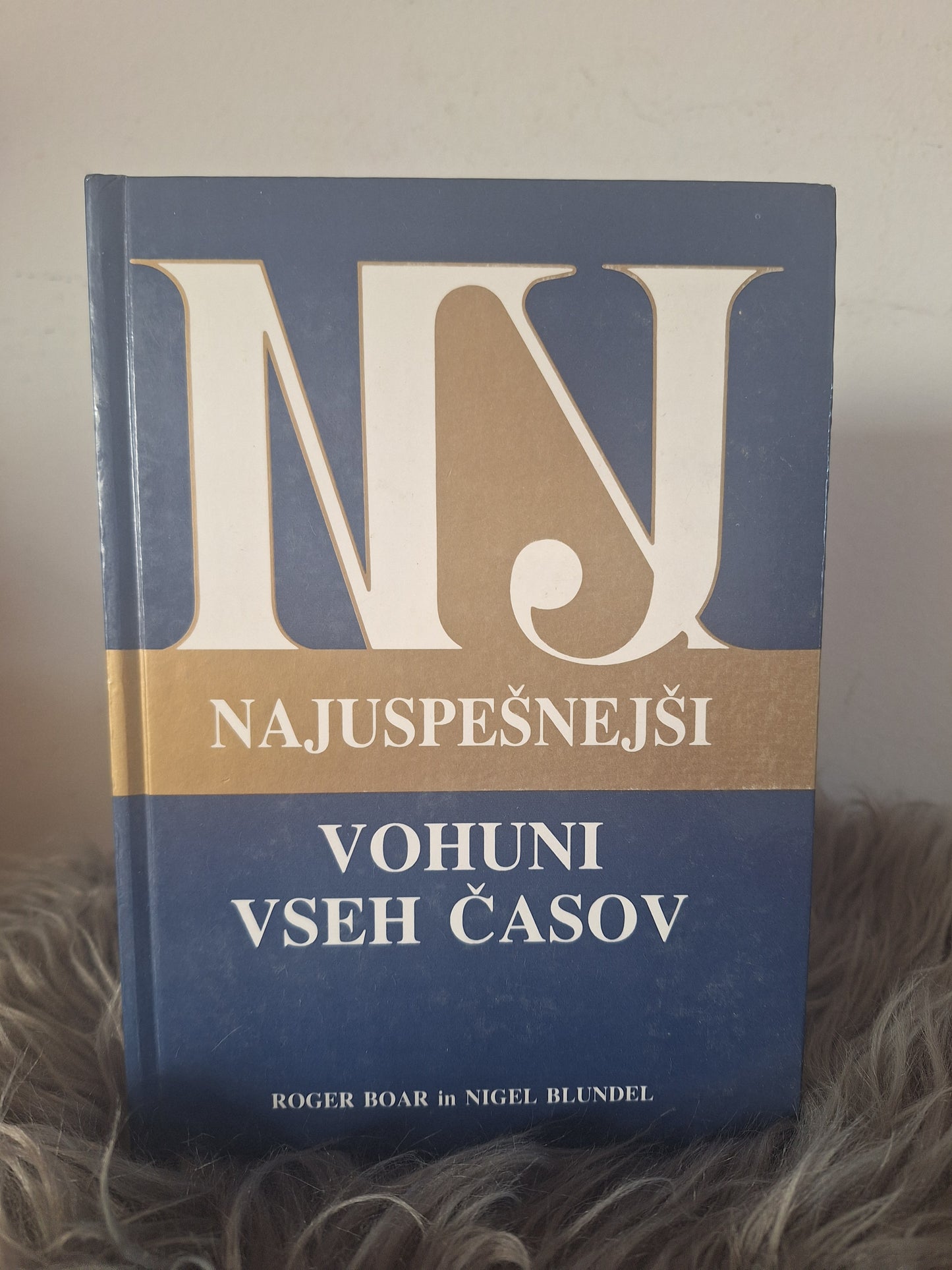 Najokrutnejši, Najhujše, Najuspešnejši ,Največje ,Največji ,Največje ,Najbolj ,Največje več avtorjev