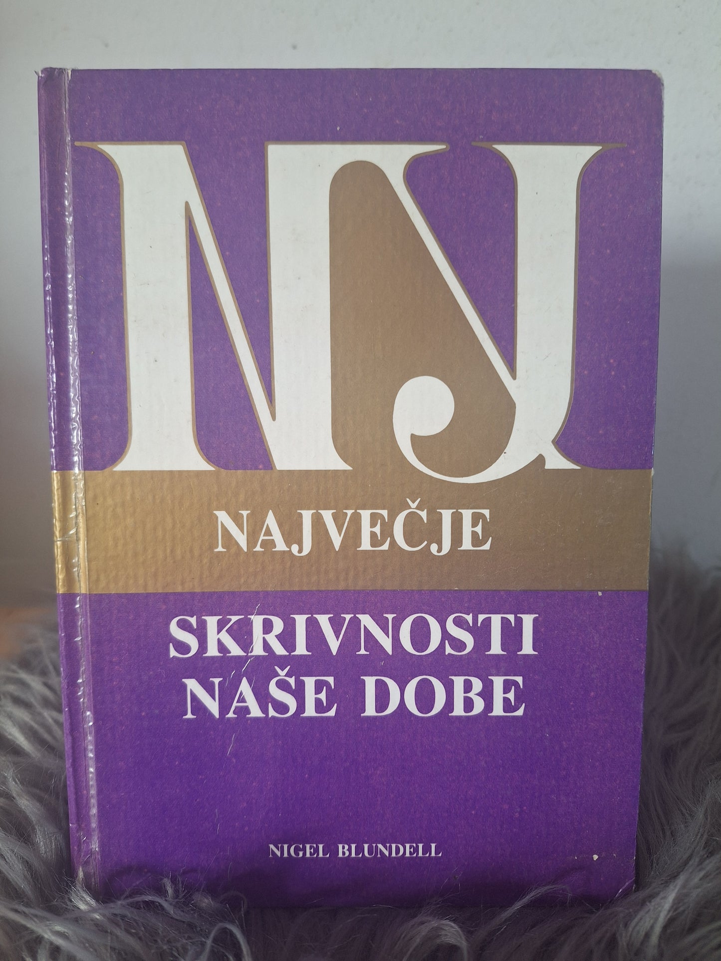 Najokrutnejši, Najhujše, Najuspešnejši ,Največje ,Največji ,Največje ,Najbolj ,Največje več avtorjev