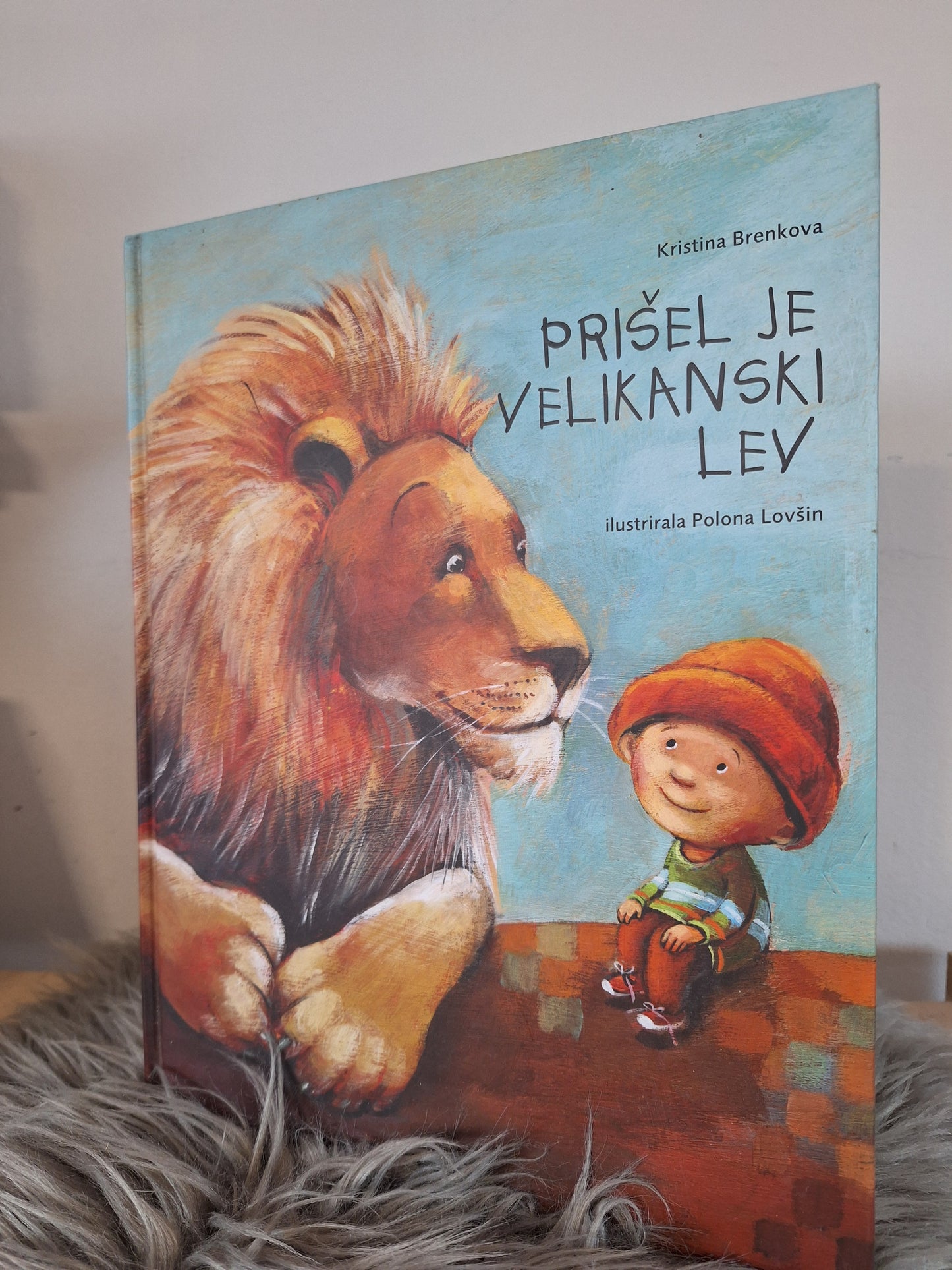 Prišel je velikanski lev, Kristina Brenkova