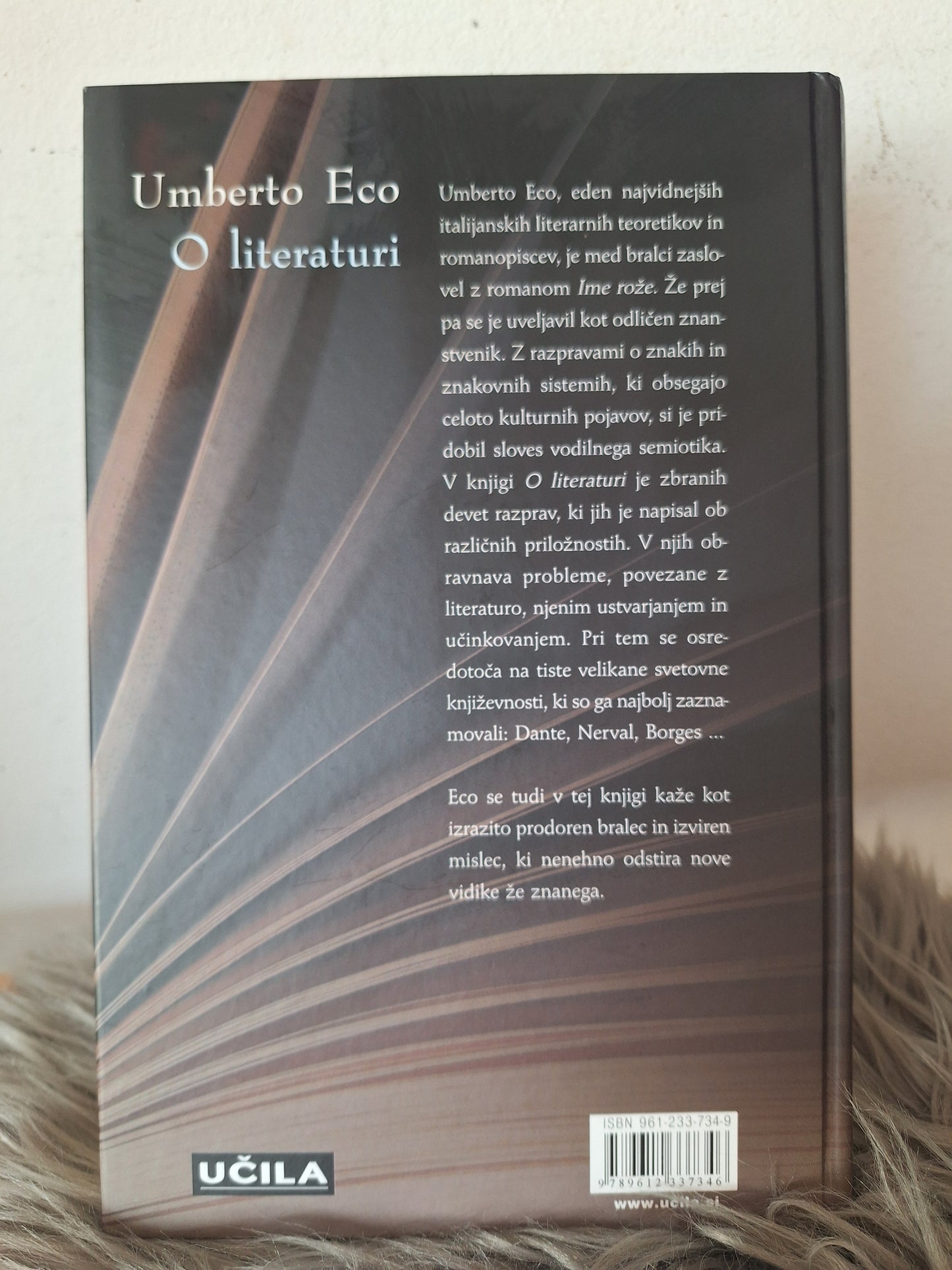 O literaturi Umberto Eco